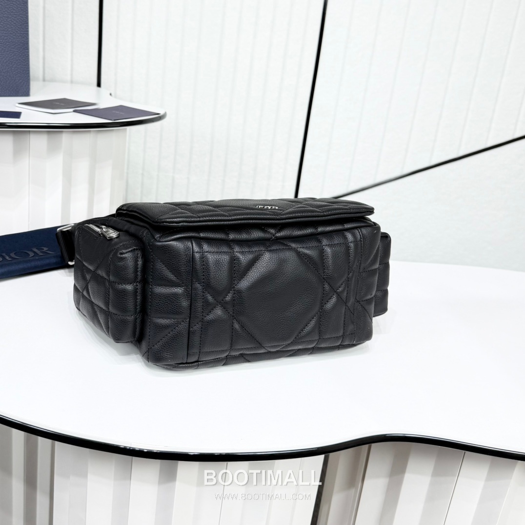 Dior Maxi Cannage Camera Calfskin Black Zip 디올 맥시 까나쥬 카메라 카프스킨 블랙 지퍼 31cm 13