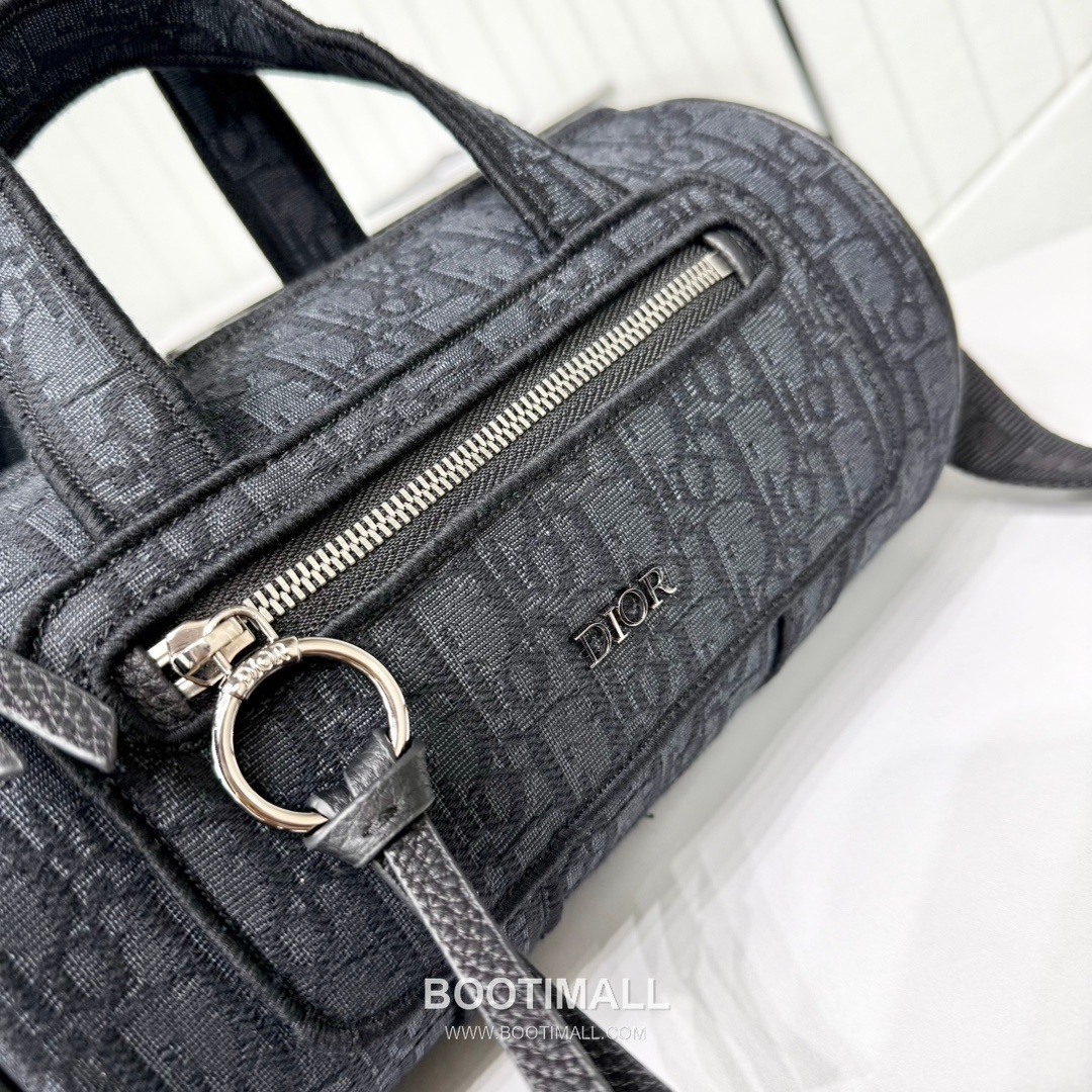 Dior Oblique Zip Messenger Oblique Fabric Black Messenger Bag 디올 오블리크 지퍼 메신저 1ESPO397YJZ_H03E 오블리크 패브릭 블랙 메신저백 26cm 16