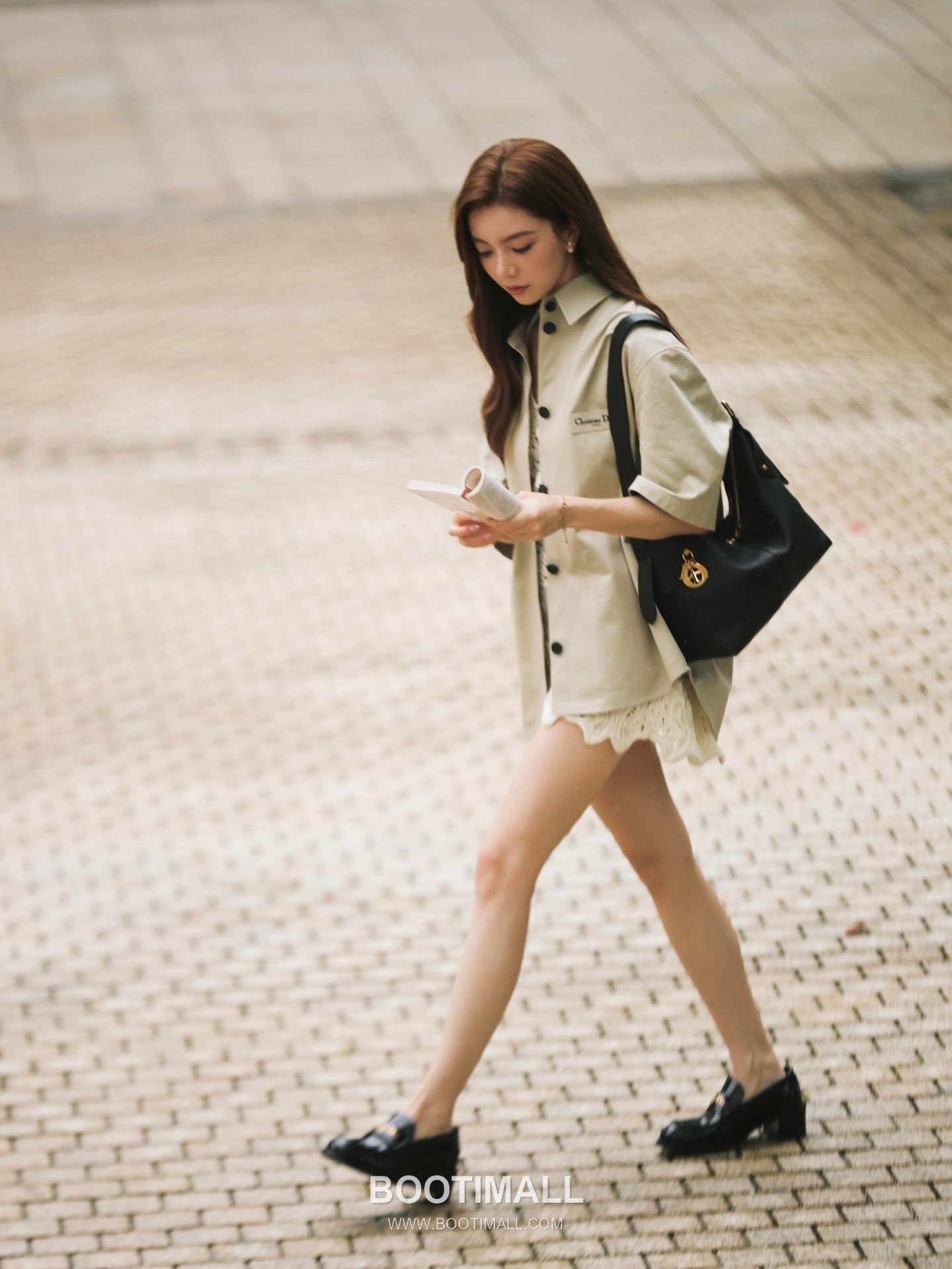 Dior Voyage Cannage Medium Hobo Waxed Cowhide Leather Black Shoulder Bag 디올 보야주 까나쥬 미디엄 호보 오일 왁스 소가죽 블랙 숄더백 28×12×18cm 7