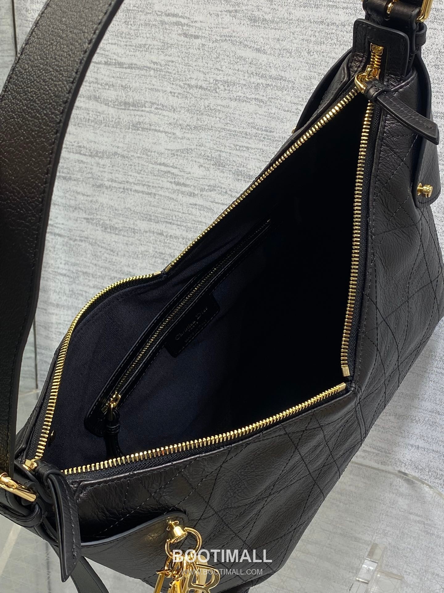 Dior Voyage Cannage Waxed Cowhide Leather Black Belt 디올 보야주 까나쥬 왁스드 소가죽 블랙 숄더백 17