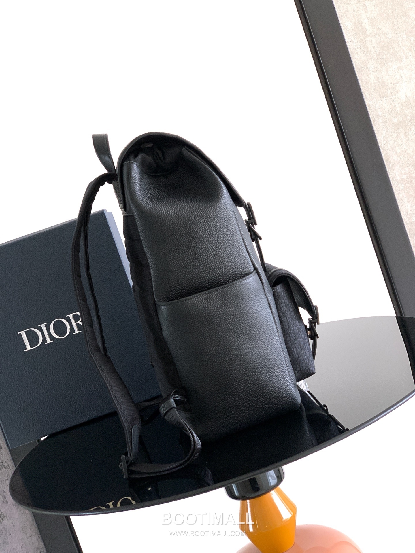 Dior Daily Flap CD Grained Cowhide Leather Black Backpack 디올 데일리 플랩 CD 1ESBA246YNU 그레인드 소가죽 블랙 백팩 41cm 2