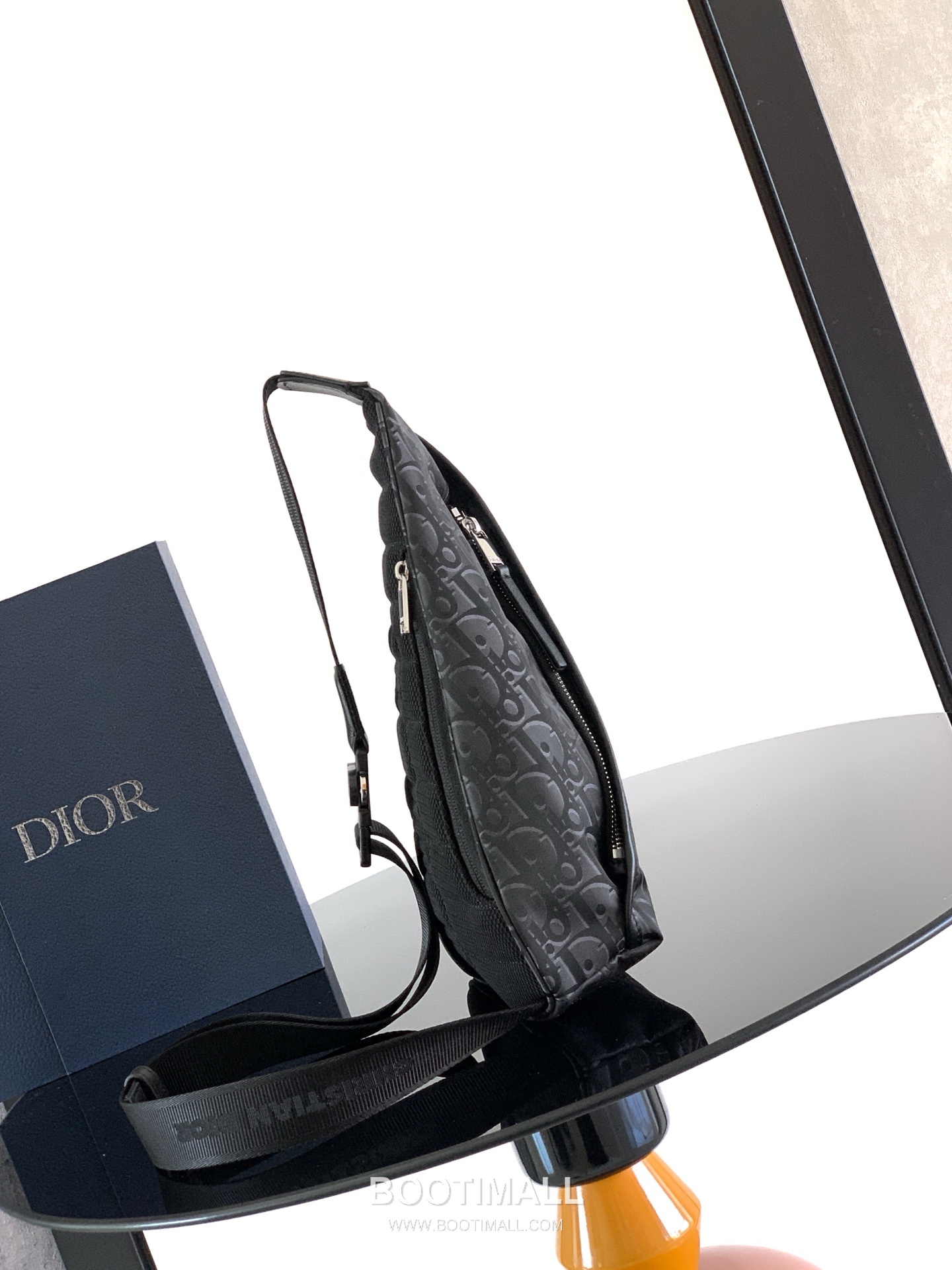 Dior Trek Oblique Zip Oblique Nylon Black Shoulder Bag 디올 트렉 오블리크 지퍼 오블리크 나일론 블랙 숄더백 39cm 2