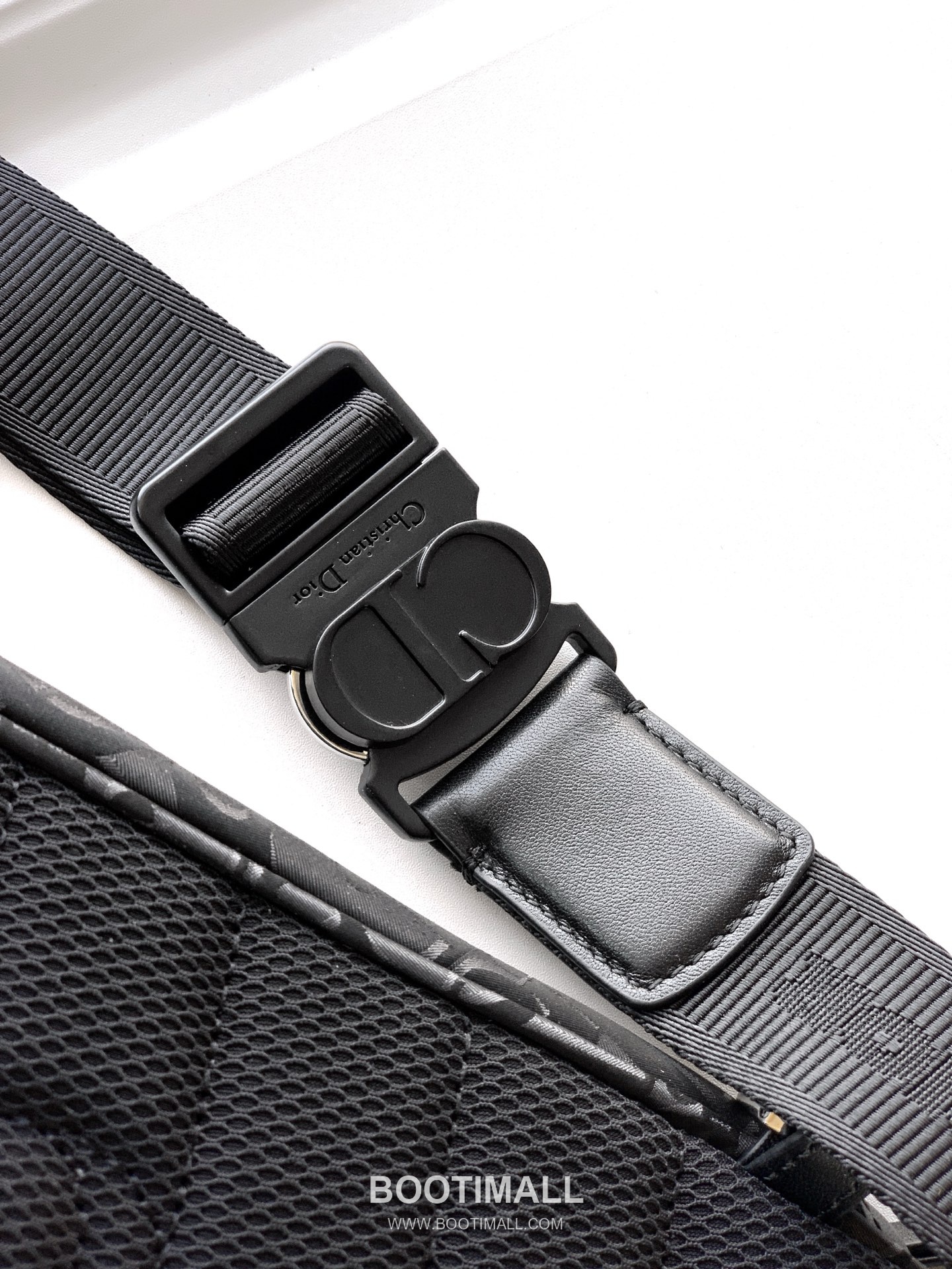 Dior Trek Oblique Zip Oblique Nylon Black Shoulder Bag 디올 트렉 오블리크 지퍼 오블리크 나일론 블랙 숄더백 39cm 6