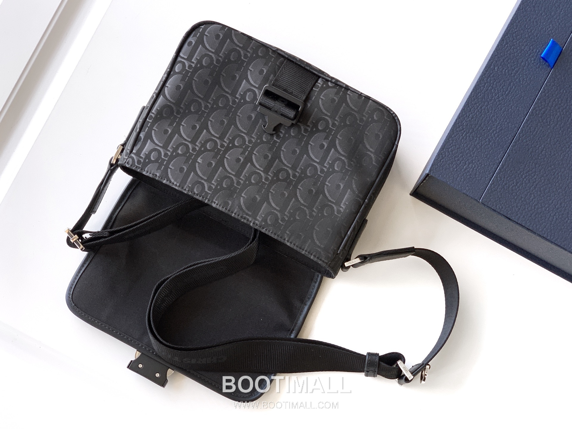 Dior Trek Oblique Flap Messenger Oblique Nylon Black Messenger Bag 디올 트렉 오블리크 플랩 메신저 오블리크 나일론 블랙 메신저백 23cm 5