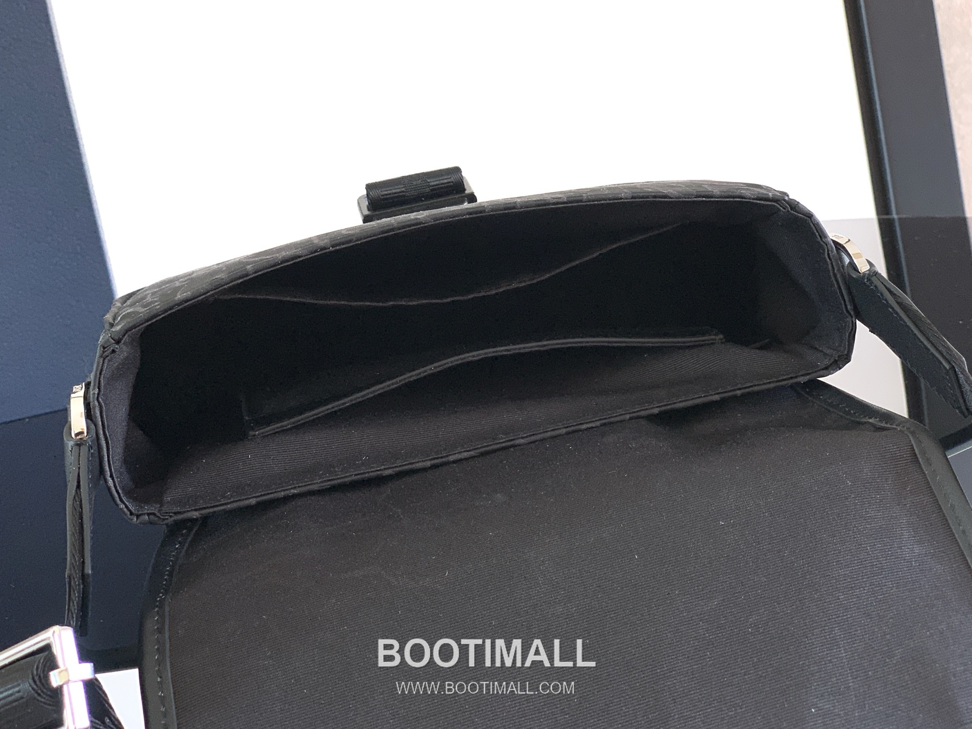 Dior Trek Oblique Flap Messenger Oblique Nylon Black Messenger Bag 디올 트렉 오블리크 플랩 메신저 오블리크 나일론 블랙 메신저백 23cm 7