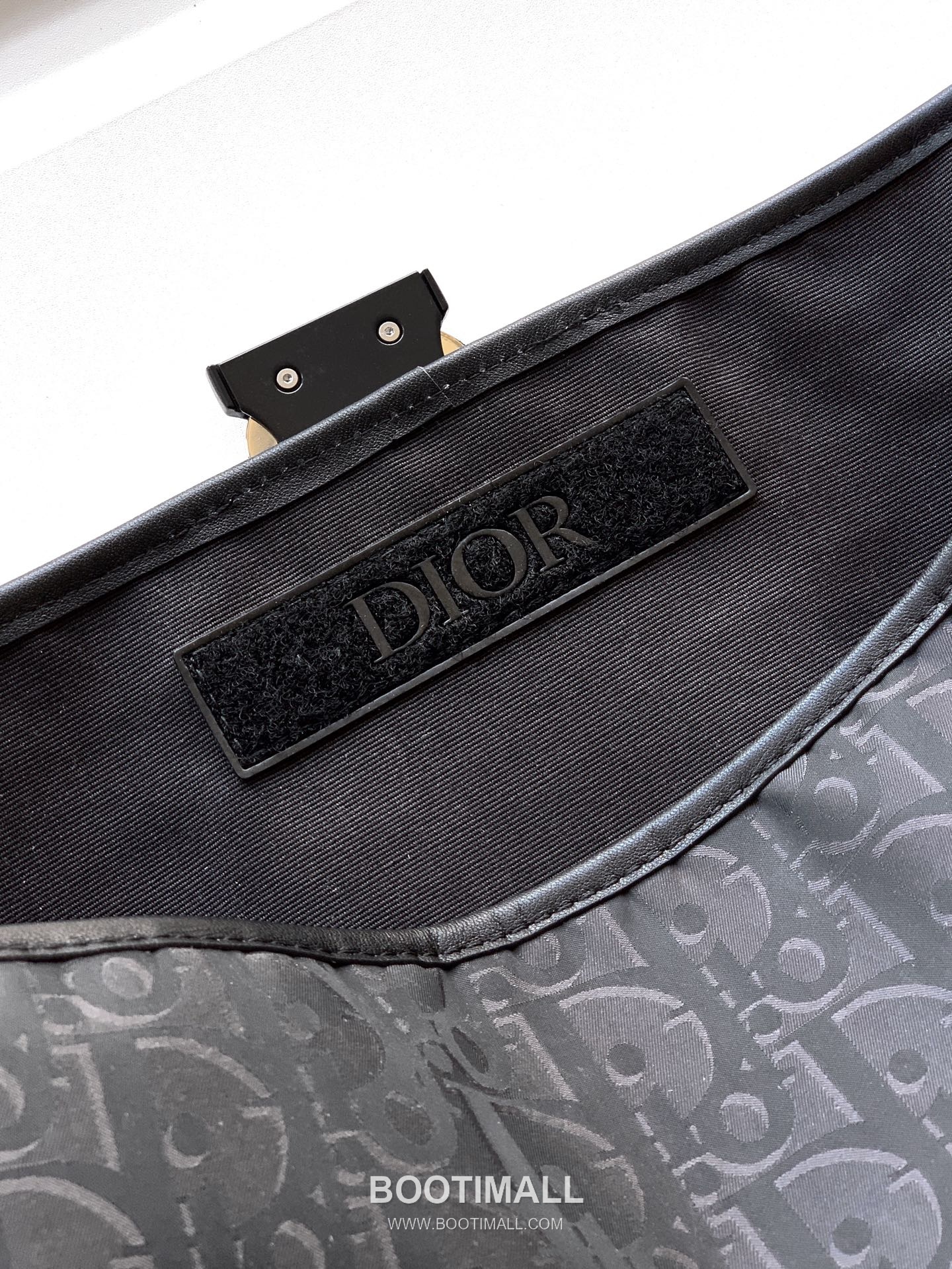 Dior Trek Oblique Roll-Top Oblique Nylon Black Backpack 디올 트렉 오블리크 롤탑 1DTBA245DOL 오블리크 나일론 블랙 백팩 41cm 9