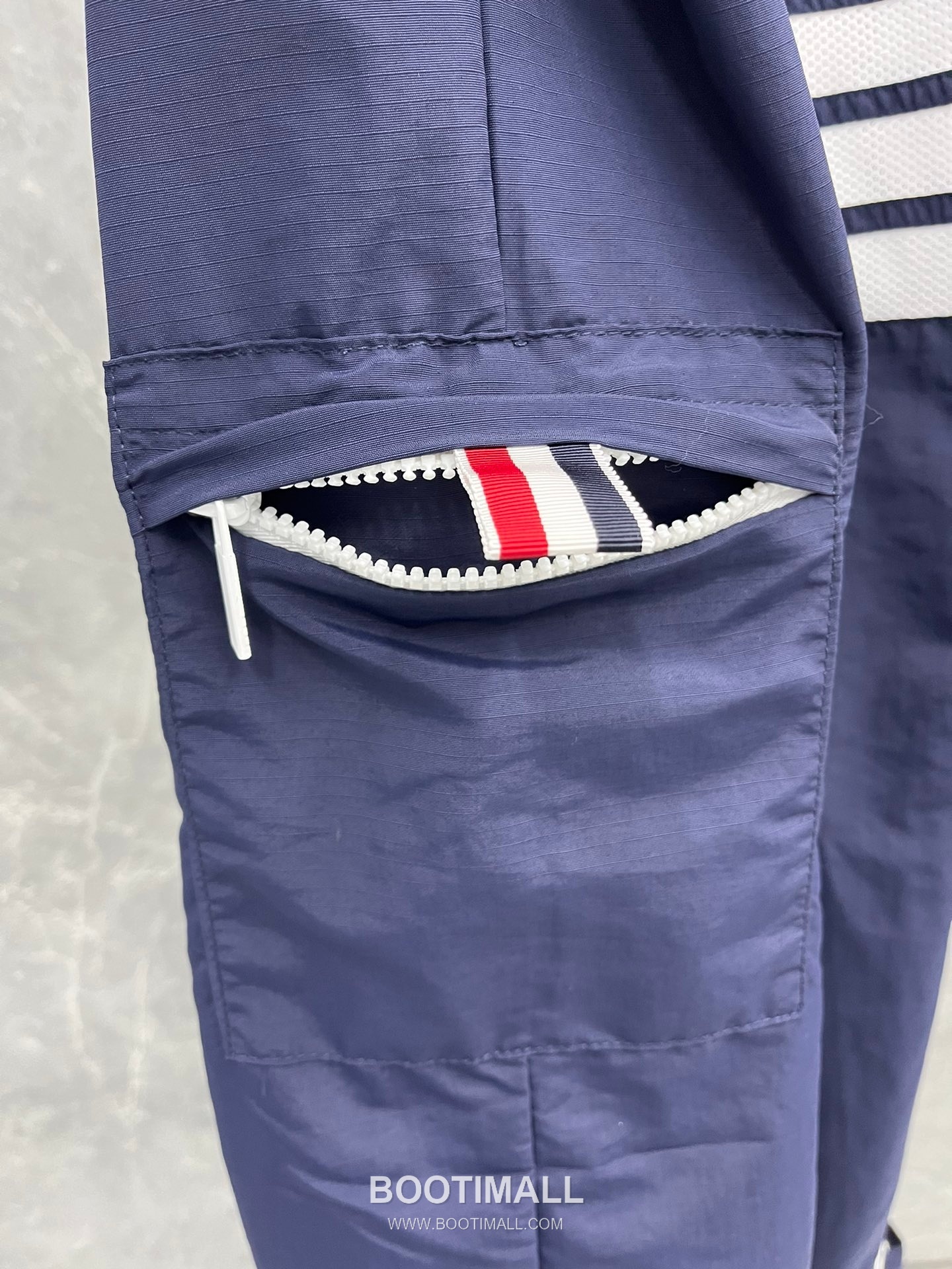 Thom Browne 4-Bar Utility Navy Windbreaker Pants 톰브라운 4바 유틸리티 네이비 바람막이 팬츠 8