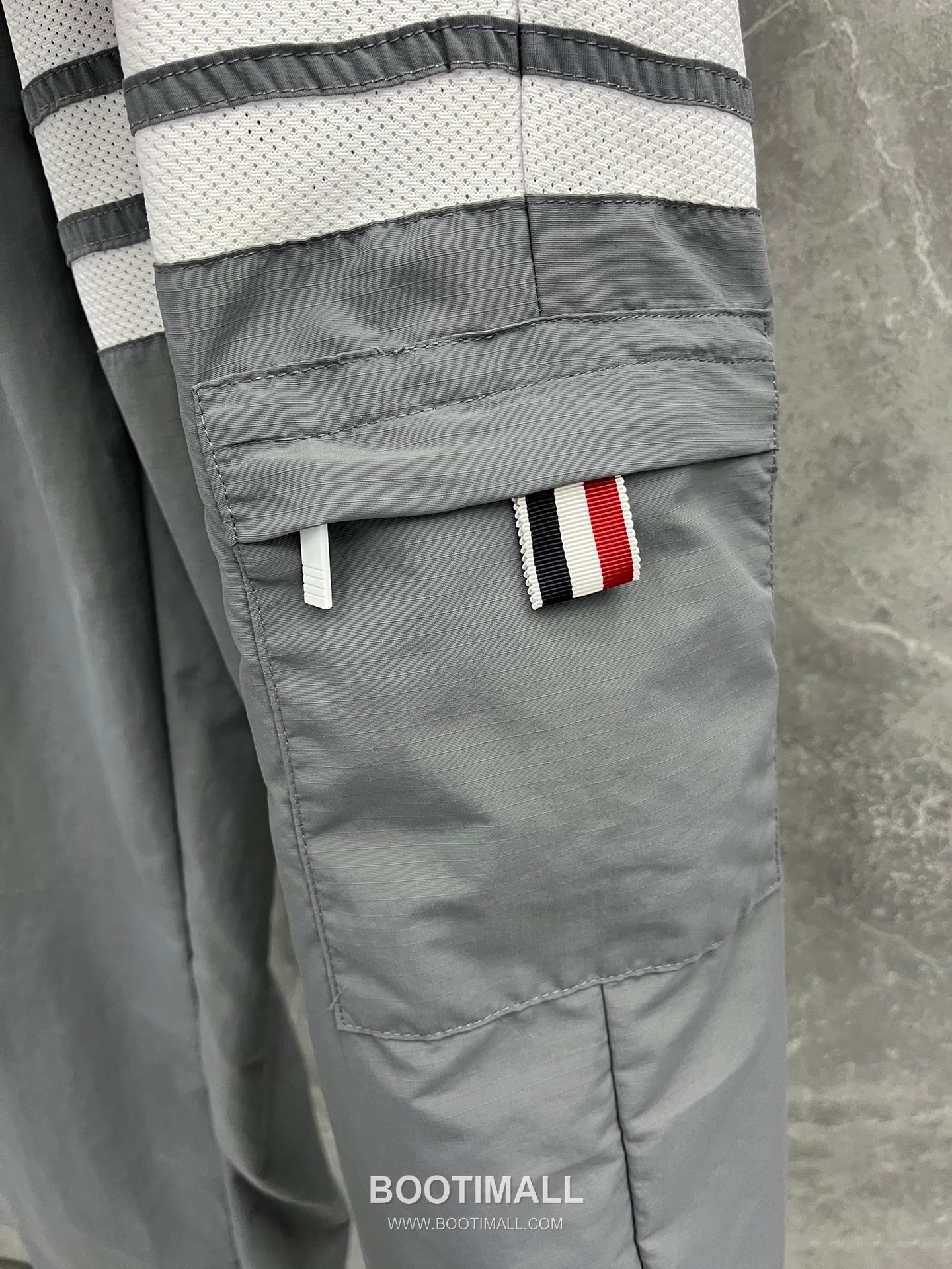 Thom Browne 4-Bar Utility Navy Windbreaker Pants 톰브라운 4바 유틸리티 네이비 바람막이 팬츠 5