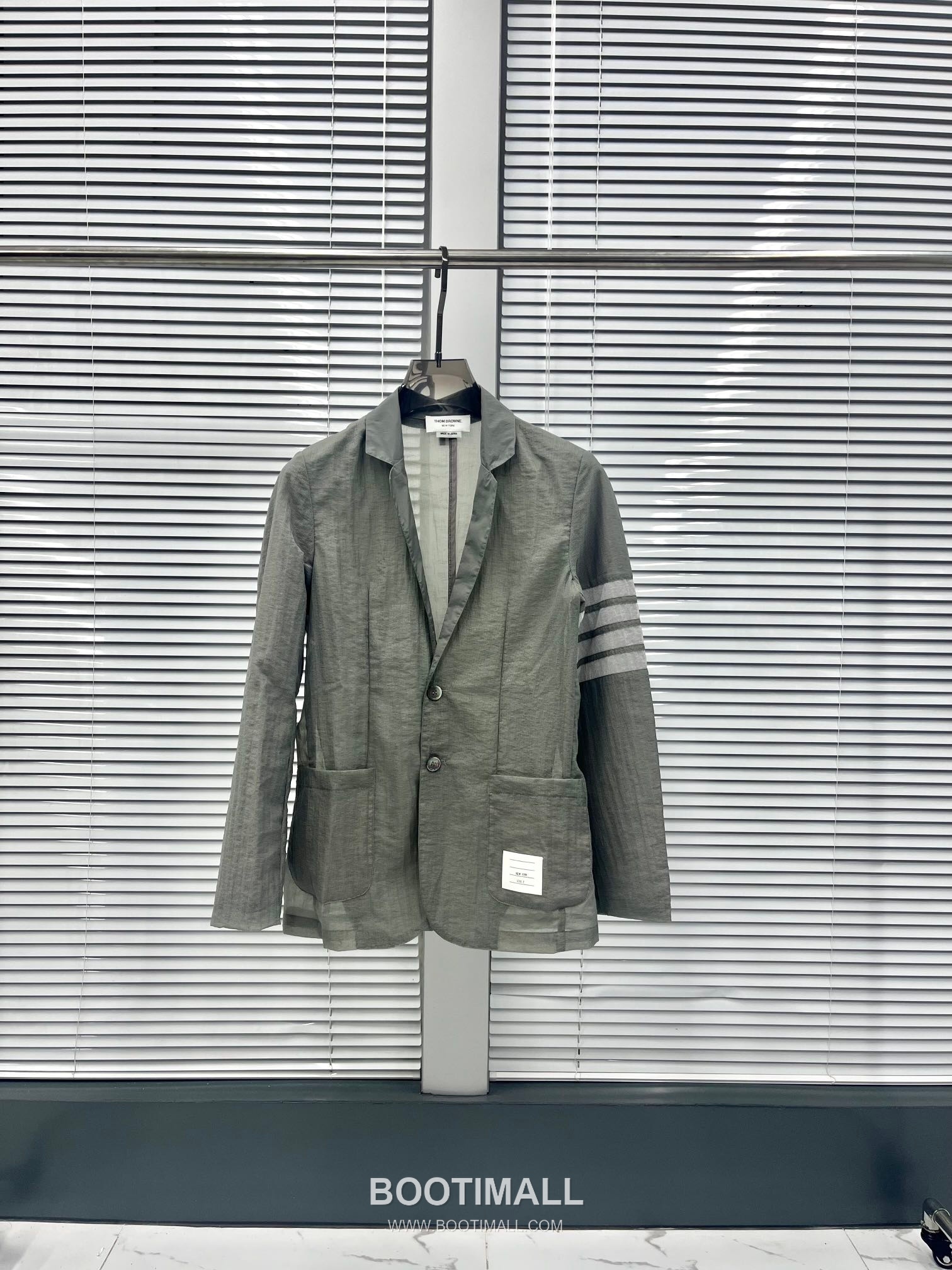 Thom Browne 4-Bar Blazer White Windbreaker 톰브라운 4바 블레이저 화이트 바람막이 2