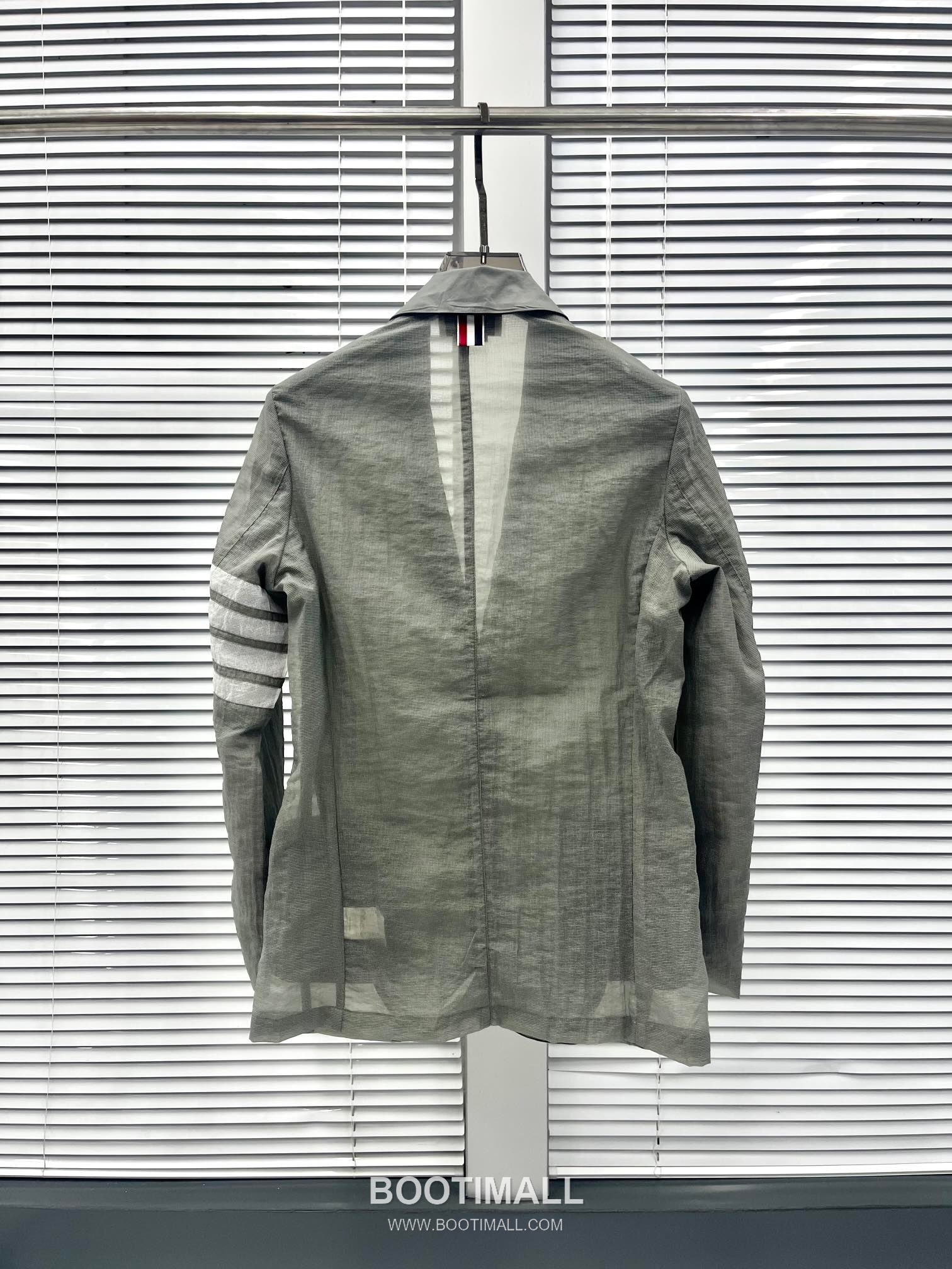 Thom Browne 4-Bar Blazer White Windbreaker 톰브라운 4바 블레이저 화이트 바람막이 3