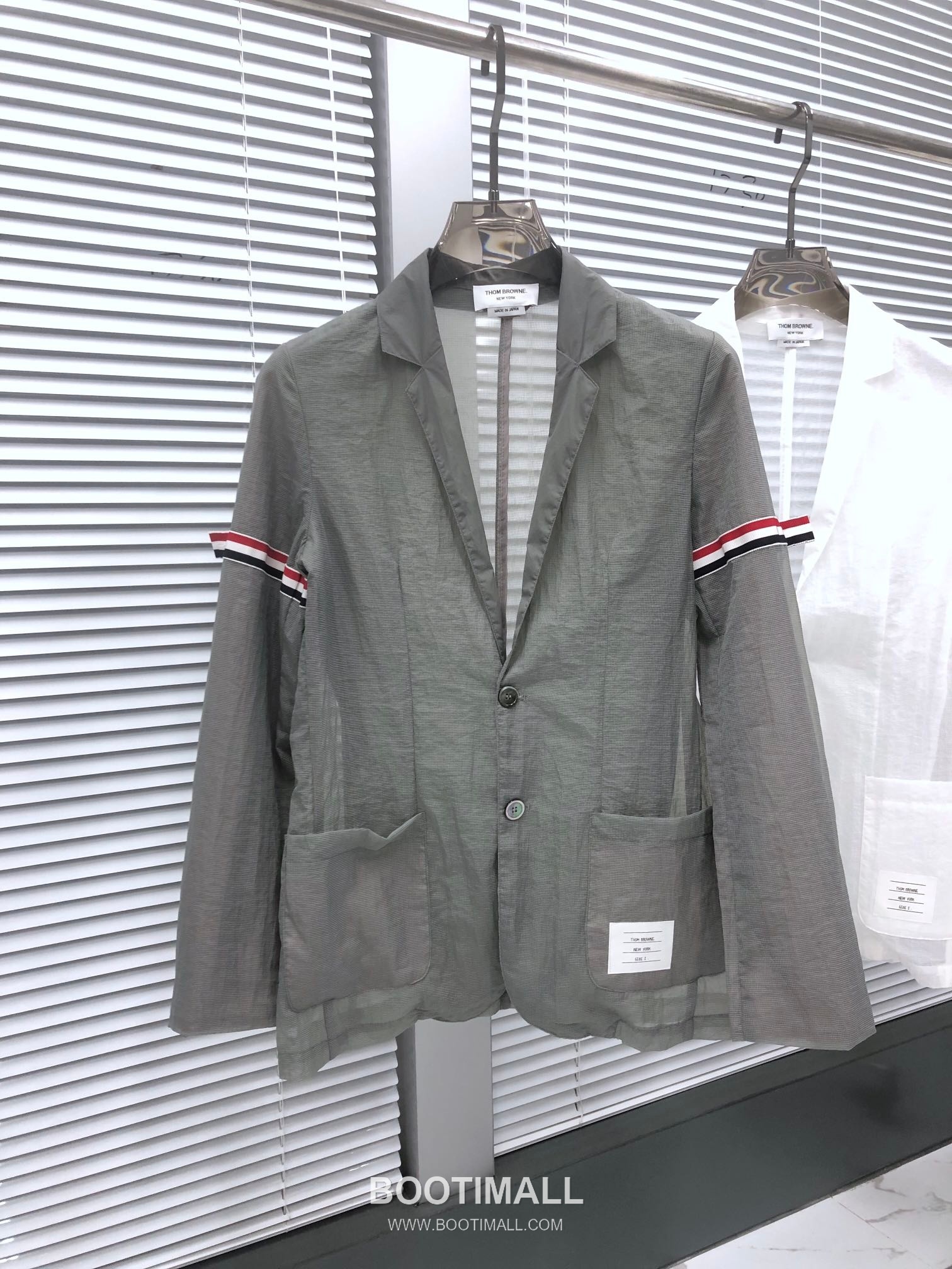 Thom Browne Sheer Sun-Protection Blazer Light Fabric White 톰브라운 시어 선프로텍션 블레이저 경량 소재 화이트 2