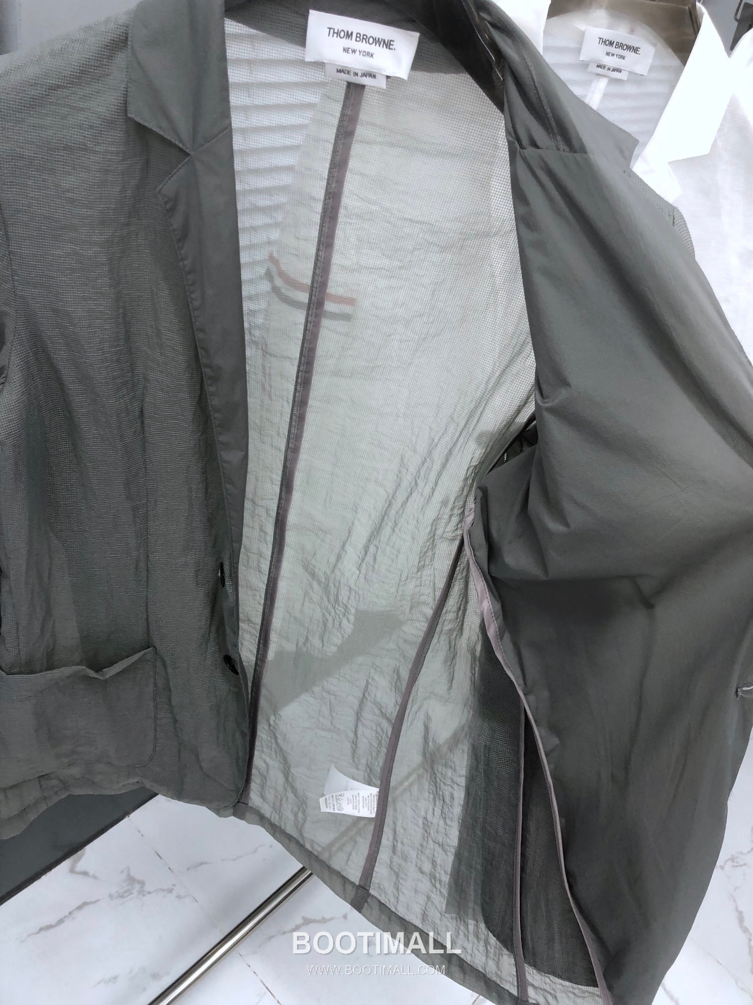 Thom Browne Sheer Sun-Protection Blazer Light Fabric White 톰브라운 시어 선프로텍션 블레이저 경량 소재 화이트 9