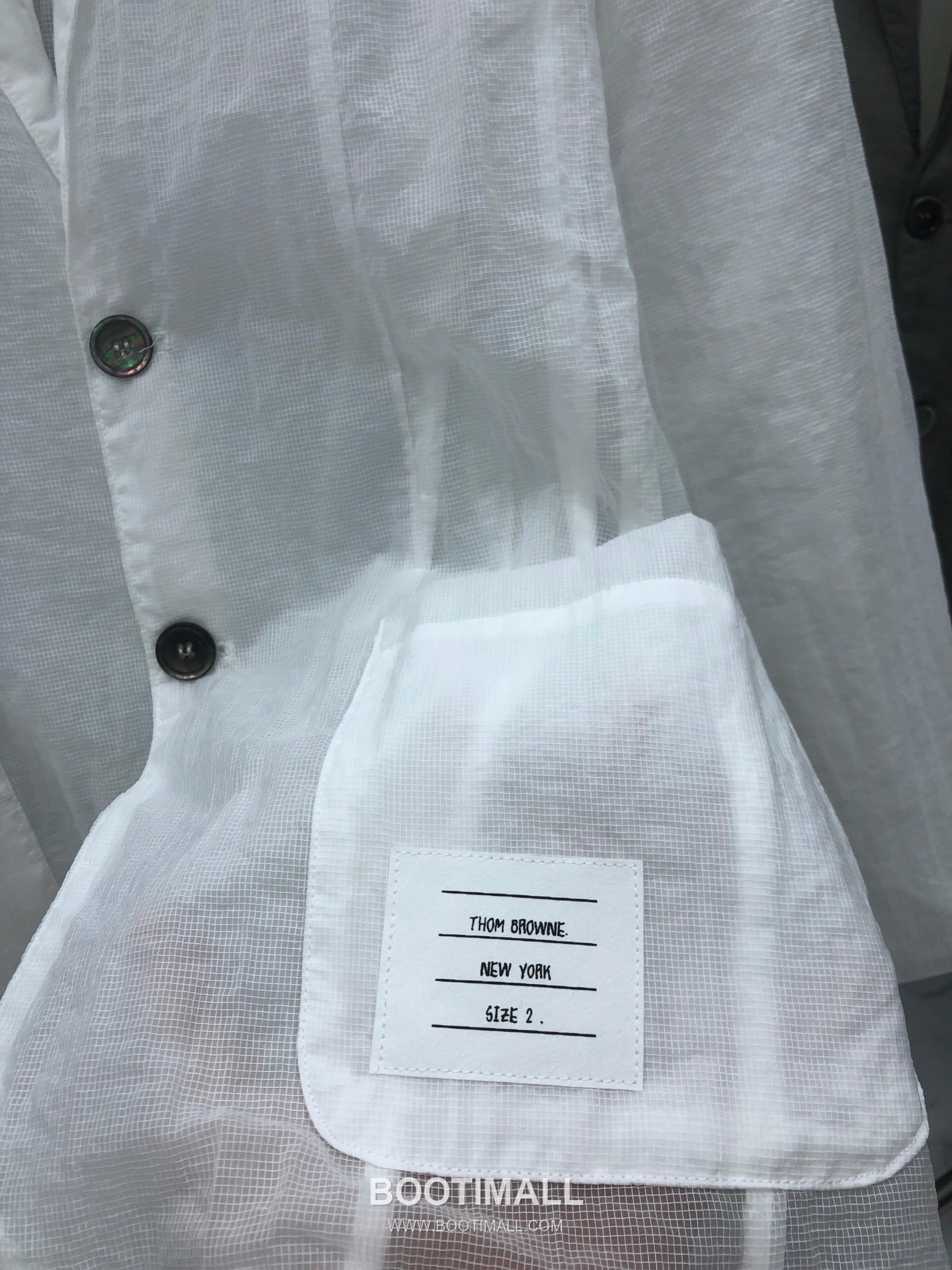 Thom Browne Sheer Sun-Protection Blazer Light Fabric White 톰브라운 시어 선프로텍션 블레이저 경량 소재 화이트 7