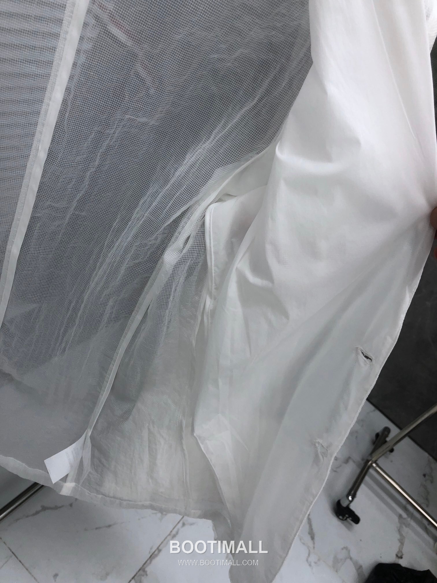 Thom Browne Sheer Sun-Protection Blazer Light Fabric White 톰브라운 시어 선프로텍션 블레이저 경량 소재 화이트 8