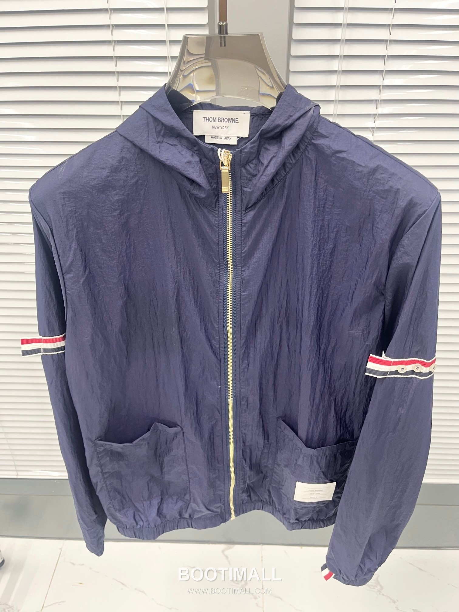 Thom Browne Tricolor Tape Hooded Zip-Up Gray Windbreaker 톰브라운 트리컬러 테이프 후드 집업 그레이 바람막이 8