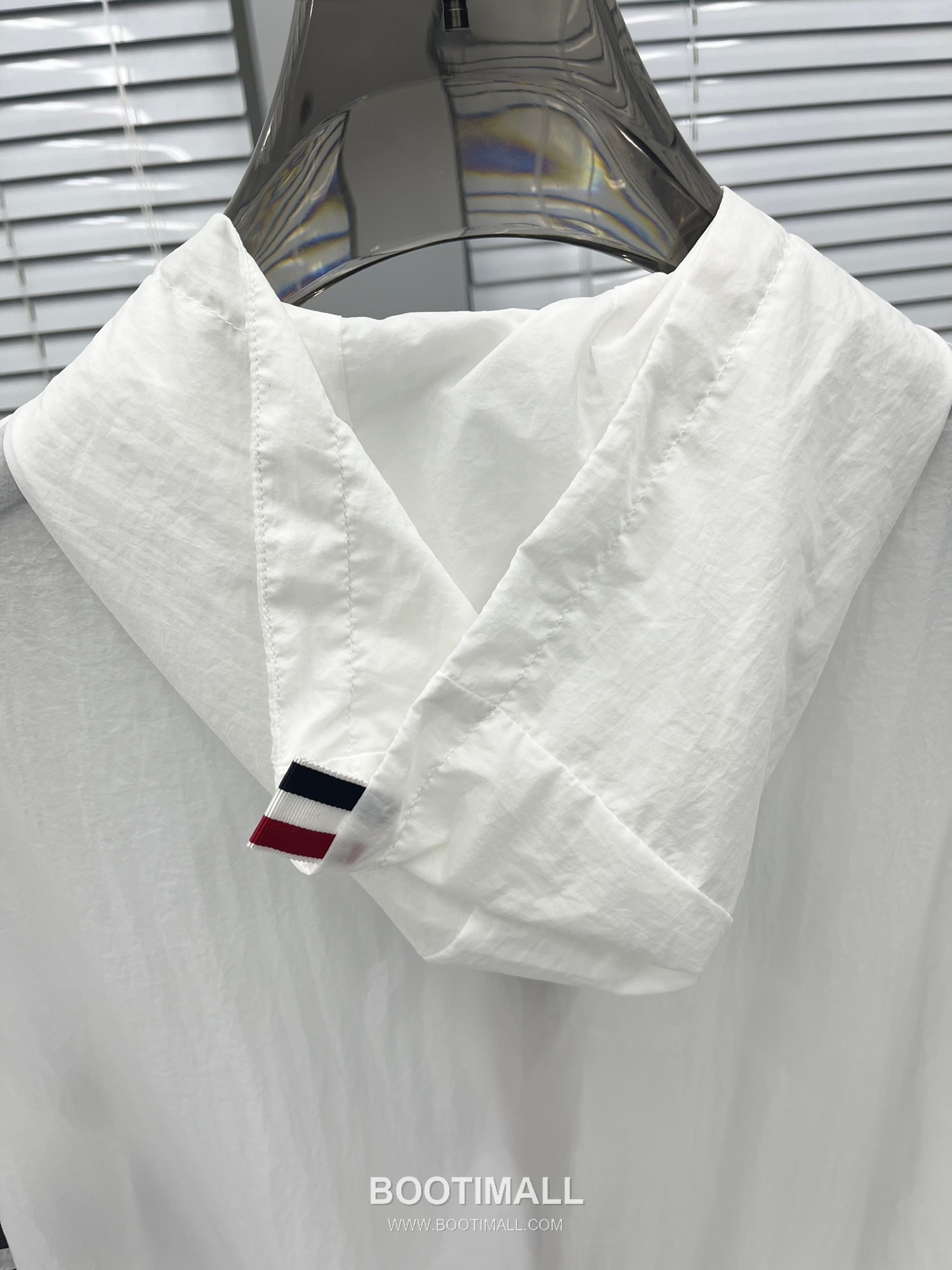 Thom Browne 4-Bar Zip Hooded Sun Jacket Gray 톰브라운 4바 지퍼 후드 선재킷 그레이 3