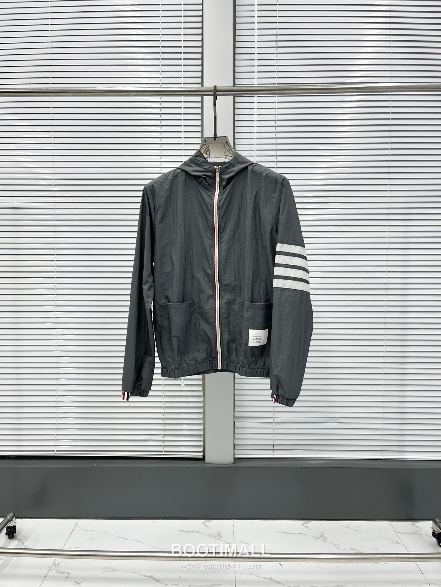 Thom Browne 4-Bar Zip Hooded Sun Jacket Gray 톰브라운 4바 지퍼 후드 선재킷 그레이 1