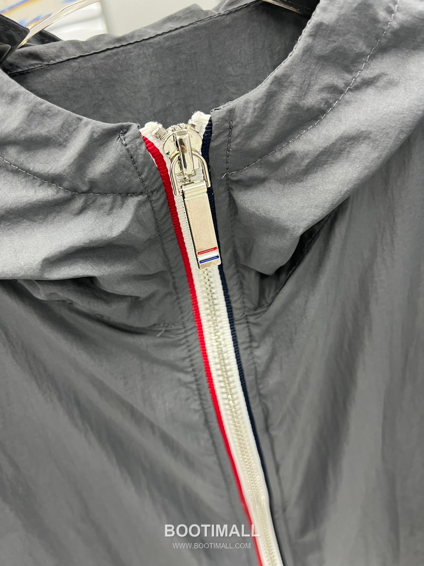 Thom Browne 4-Bar Zip Hooded Sun Jacket Gray 톰브라운 4바 지퍼 후드 선재킷 그레이 4