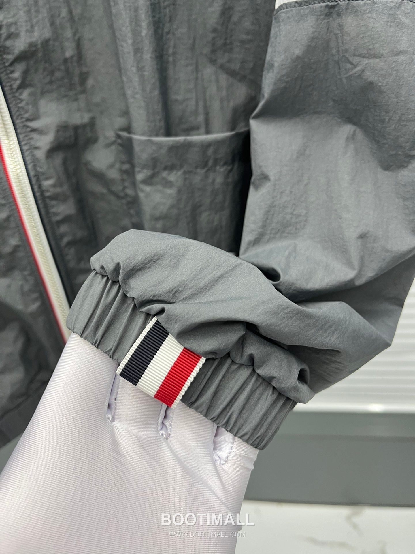 Thom Browne 4-Bar Zip Hooded Sun Jacket Gray 톰브라운 4바 지퍼 후드 선재킷 그레이 7