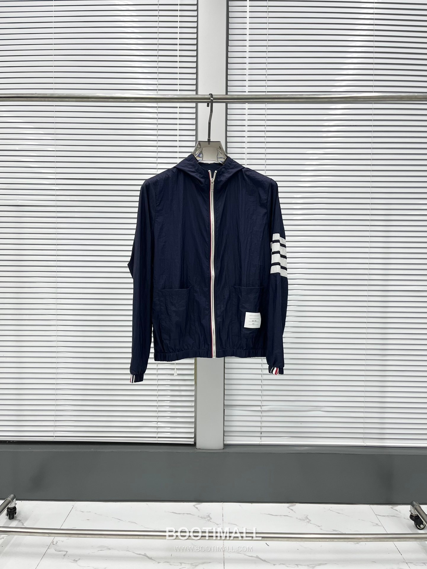 Thom Browne 4-Bar Zip Hooded Sun Jacket Gray 톰브라운 4바 지퍼 후드 선재킷 그레이 1