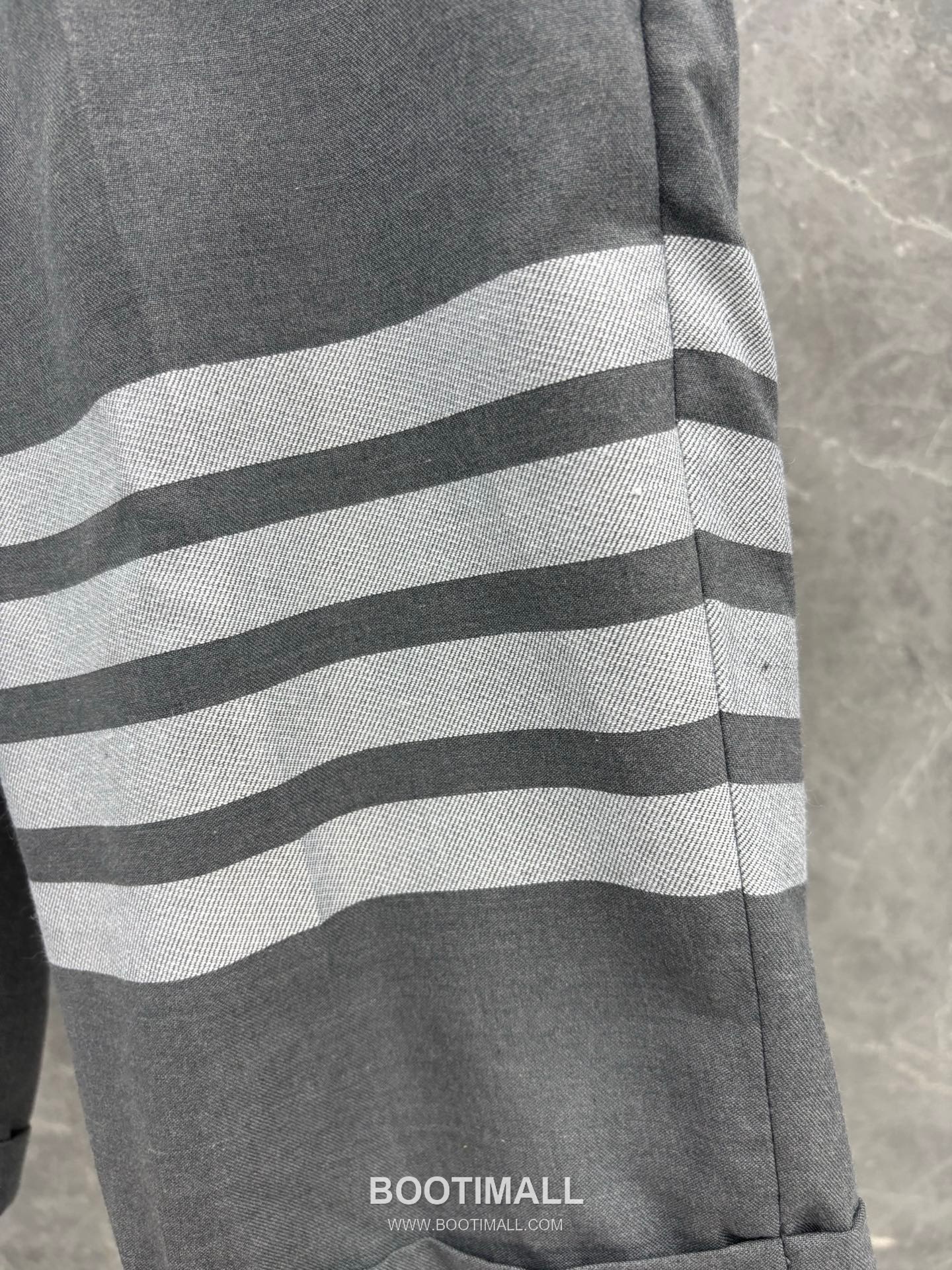 Thom Browne 4-Bar Cropped Trousers Wool 톰브라운 4바 크롭 트라우저 울 9