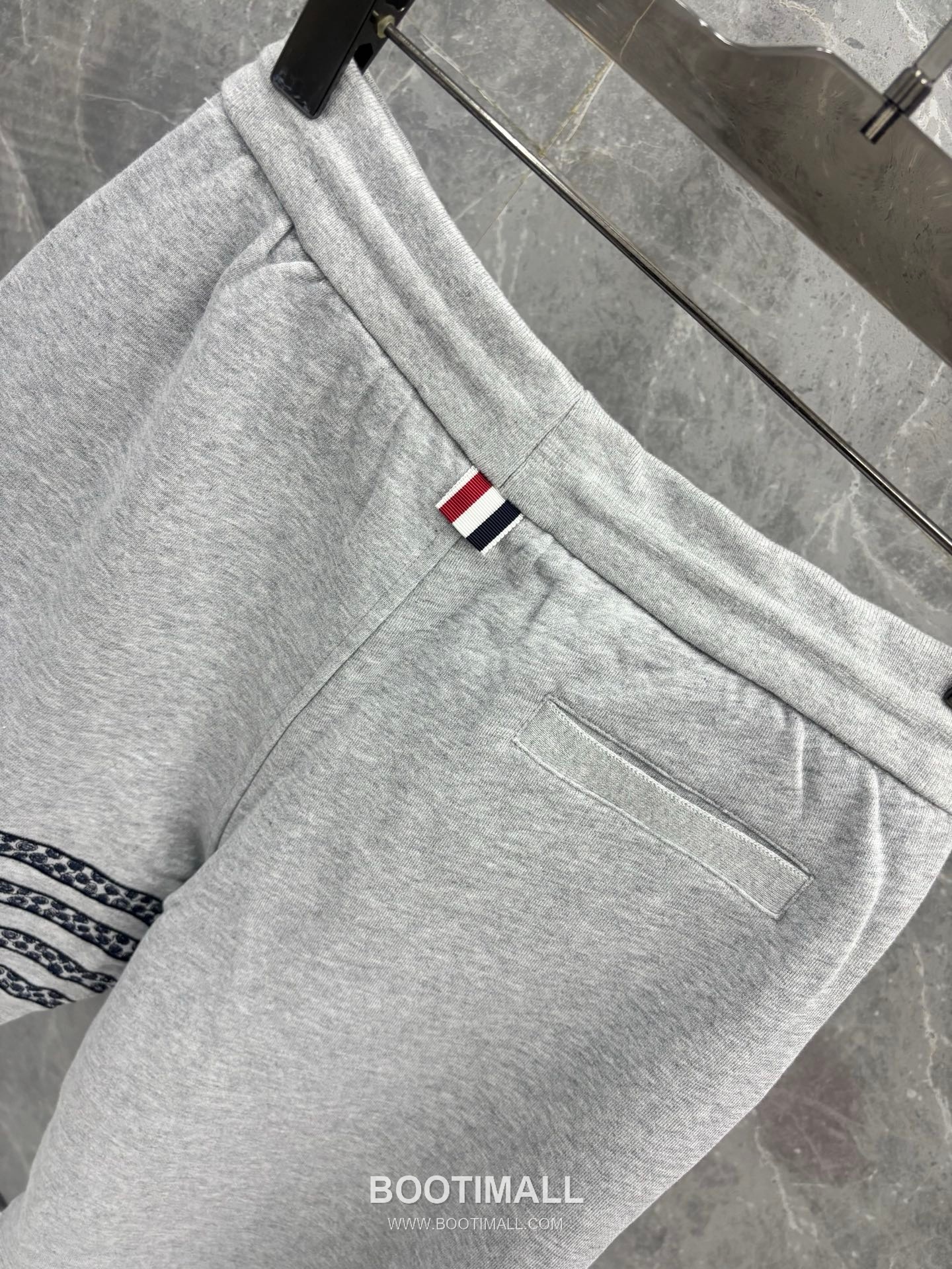 Thom Browne Snake Year Embroidered Shorts Cotton Terry 톰브라운 뱀해 자수 쇼츠 코튼 테리 3