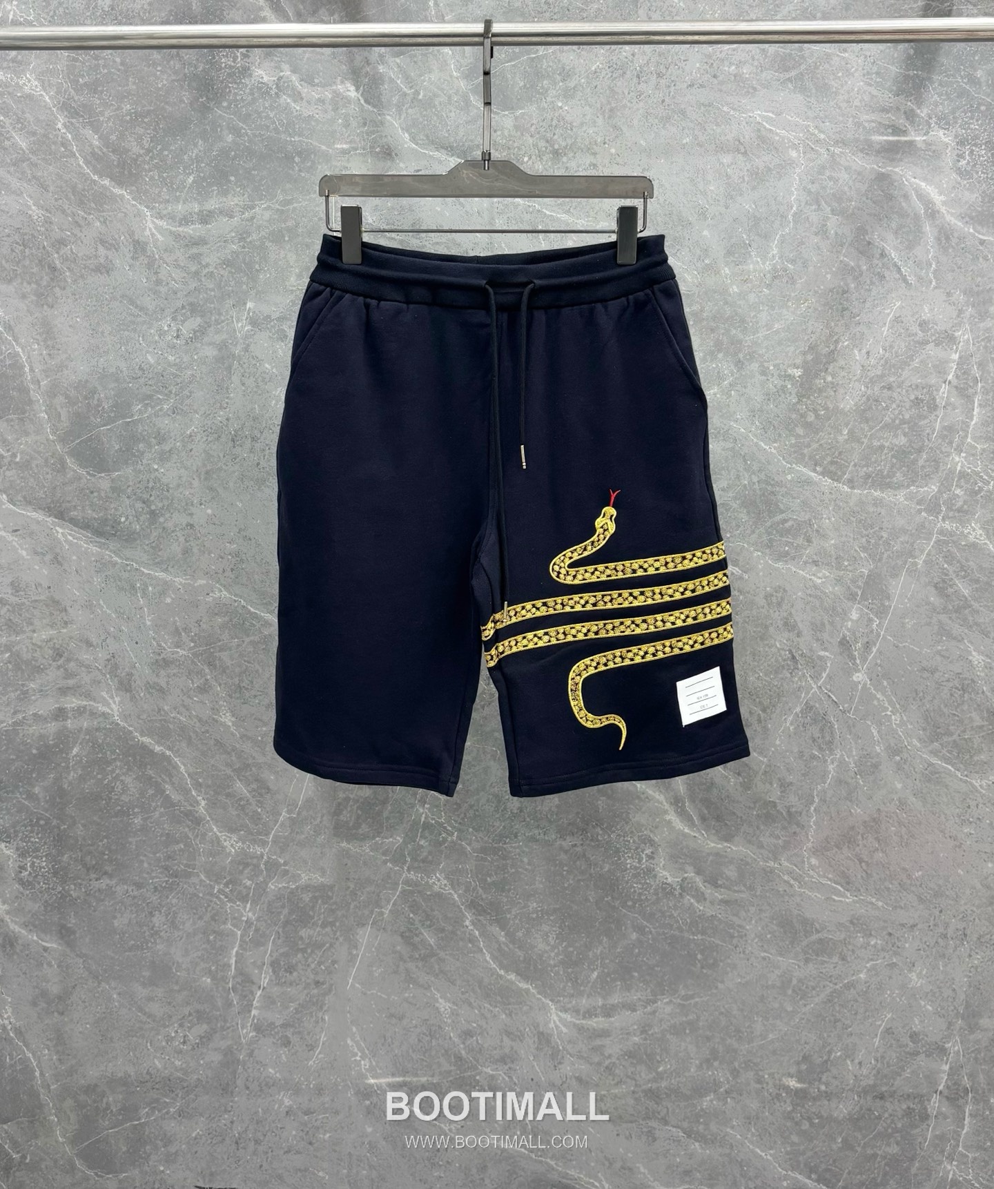 Thom Browne Snake Year Embroidered Shorts Cotton Terry 톰브라운 뱀해 자수 쇼츠 코튼 테리 1
