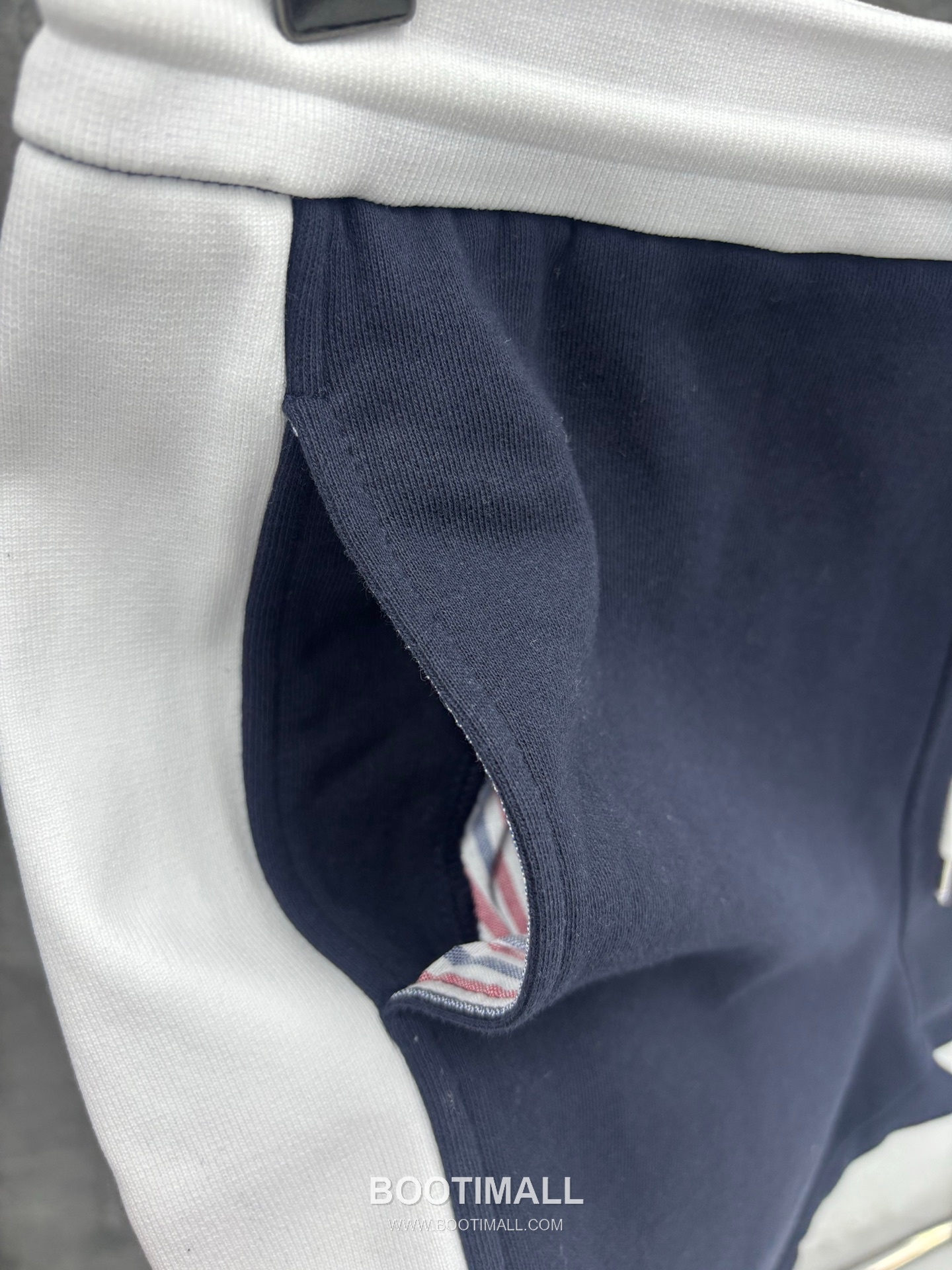 Thom Browne 4-Bar Colorblock Ribbed Cotton Navy Shorts 톰브라운 4바 컬러블록 립 코튼 네이비 쇼츠 7