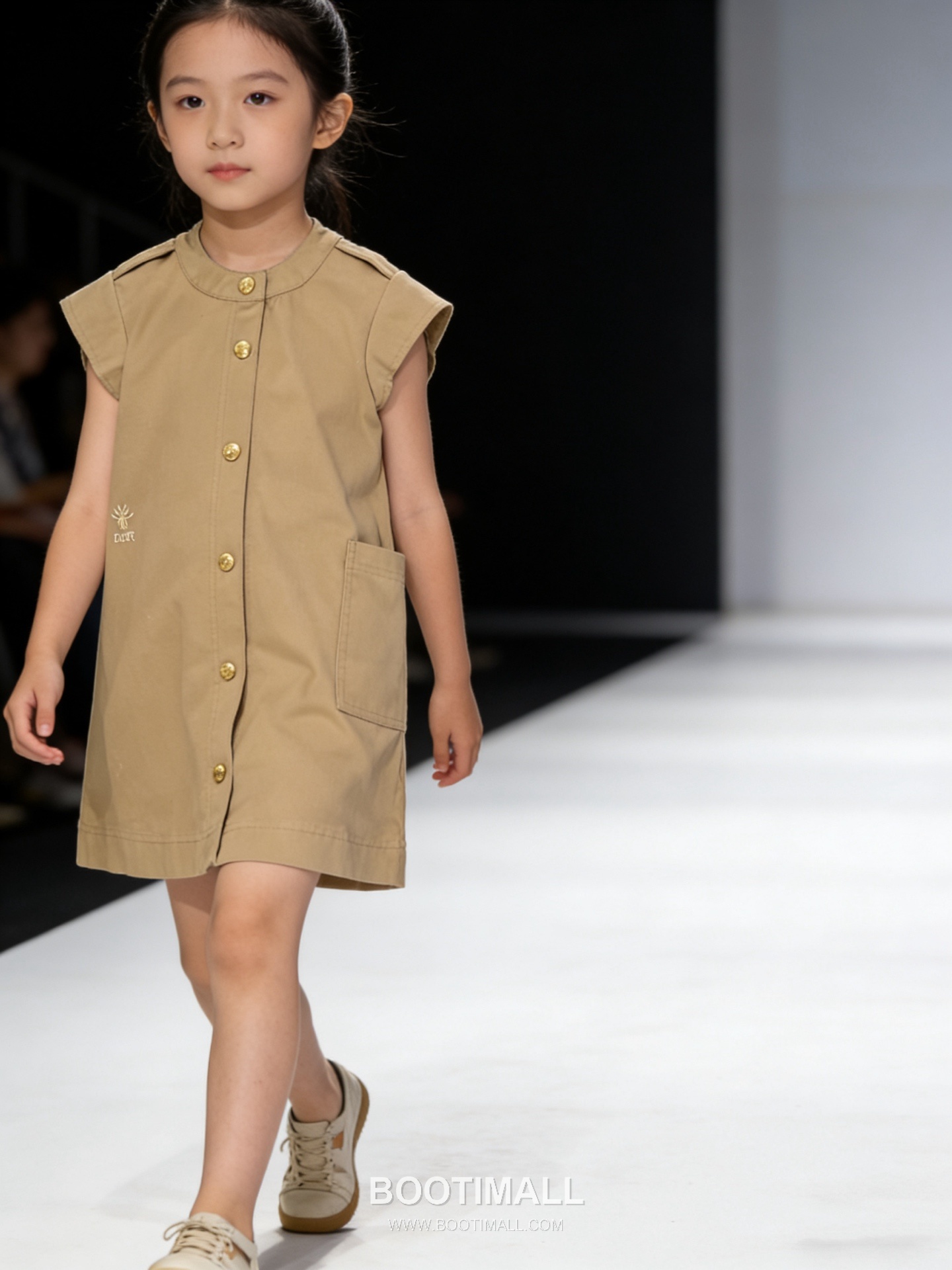 Balenciaga Solid Logo Cotton Beige Dress 발렌시아가 솔리드 로고 코튼 베이지 원피스 4