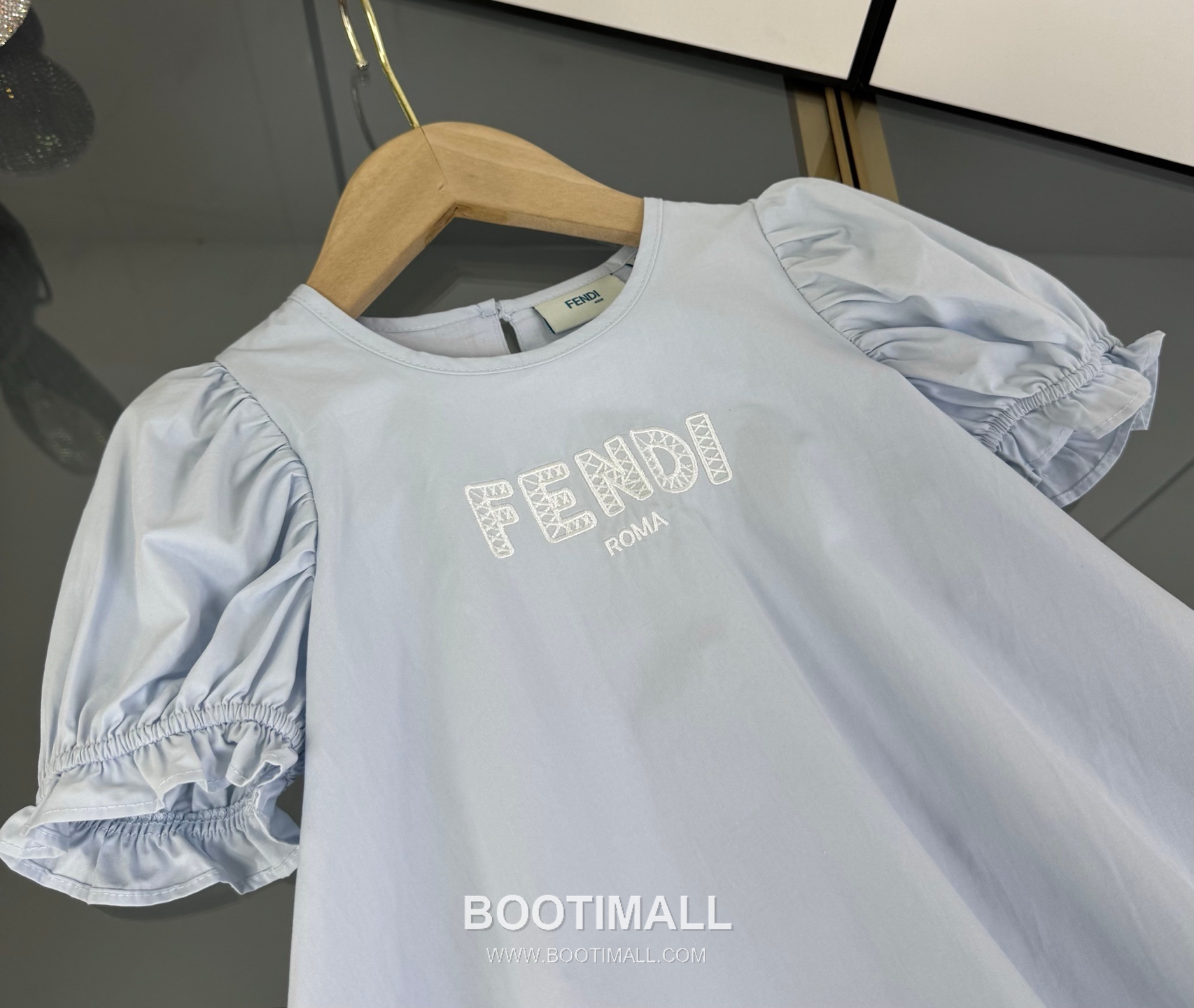 Balenciaga Letter Embroidered A-Line Light Blue Dress 발렌시아가 레터 자수 A라인 라이트 블루 드레스 6