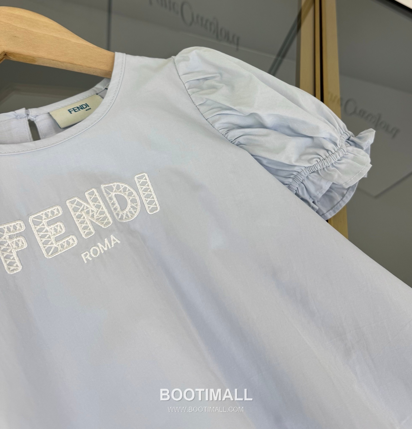 Balenciaga Letter Embroidered A-Line Light Blue Dress 발렌시아가 레터 자수 A라인 라이트 블루 드레스 7