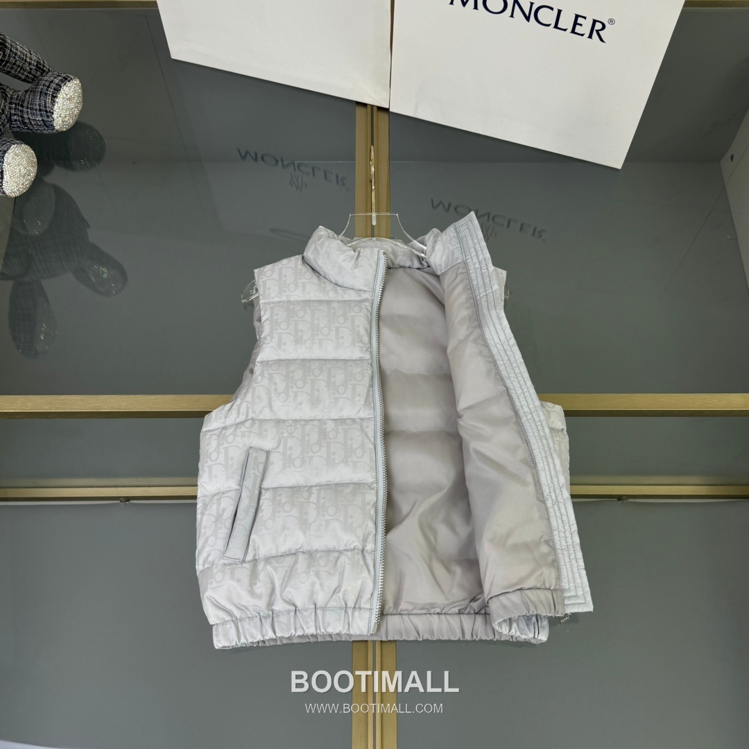 Dior Oblique Down Vest Silk Blend White 디올 오블리크 다운 베스트 실크 블렌드 화이트 4