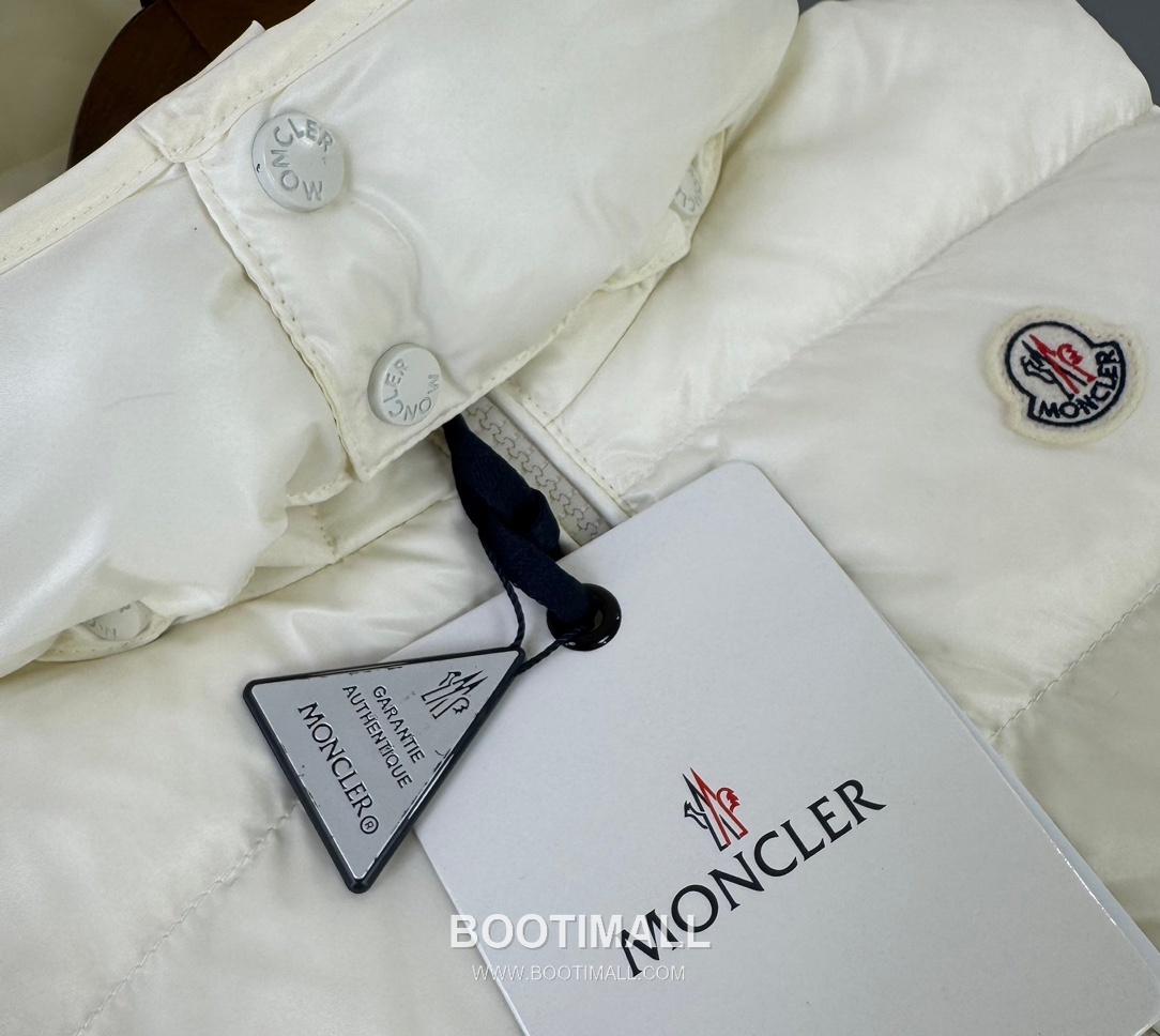 Balenciaga Classic Down Vest Cotton Blend White 발렌시아가 클래식 다운 베스트 코튼 블렌드 화이트 6