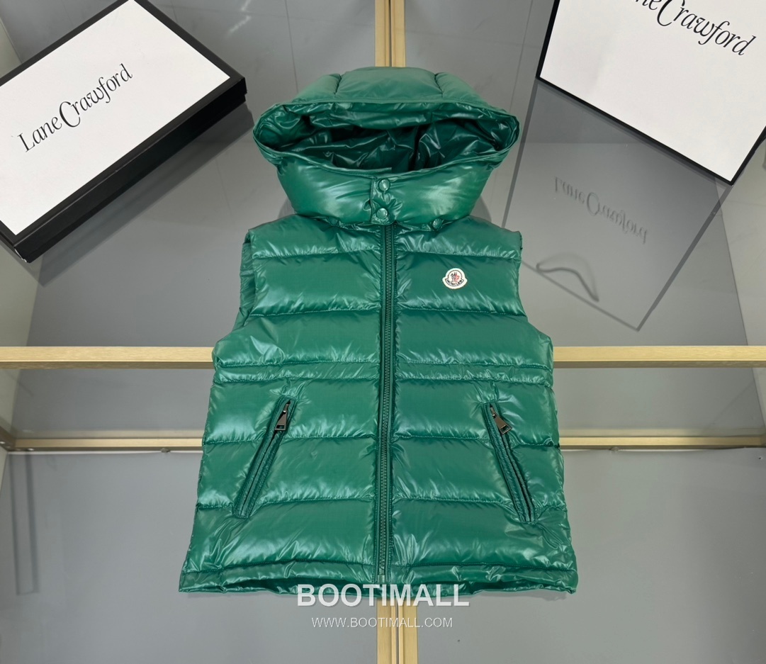 Balenciaga Classic Down Vest Cotton Blend White 발렌시아가 클래식 다운 베스트 코튼 블렌드 화이트 1