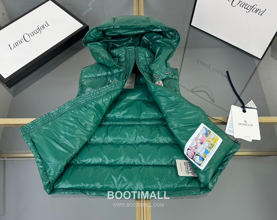 Balenciaga Classic Down Vest Cotton Blend White 발렌시아가 클래식 다운 베스트 코튼 블렌드 화이트 2