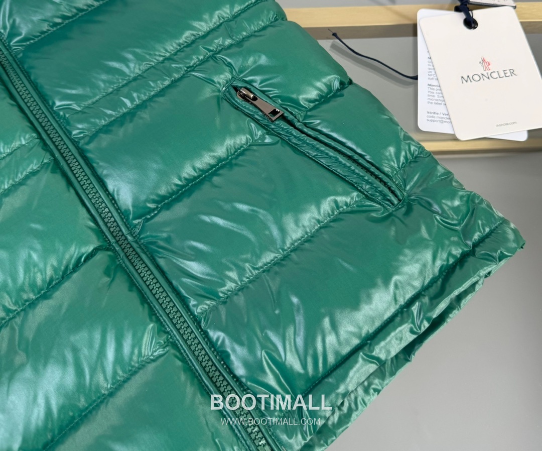 Balenciaga Classic Down Vest Cotton Blend White 발렌시아가 클래식 다운 베스트 코튼 블렌드 화이트 7