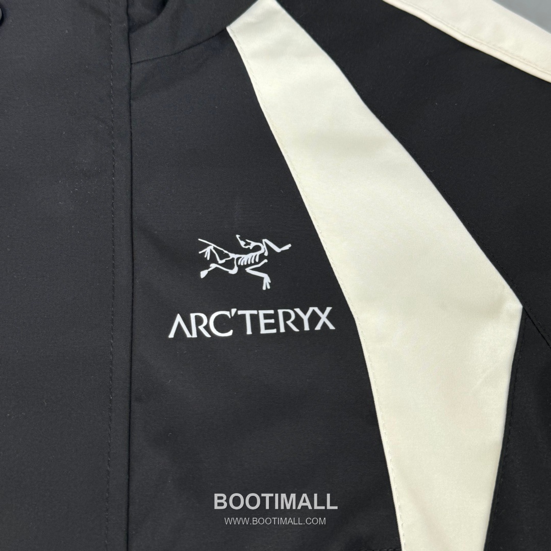 Arc'teryx Tri-Layer Hooded Shell Tri-Layer Waterproof Fabric Black Windbreaker 아크테릭스 트라이 레이어 후드 쉘 3레이어 방수 원단 블랙 바람막이 6