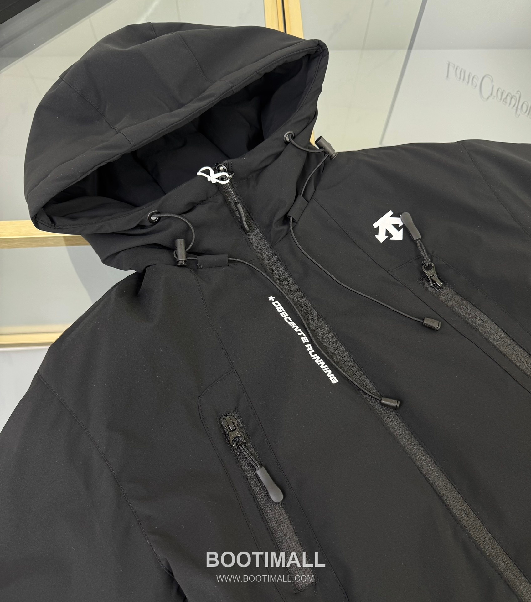 Balenciaga Kids Logo Down Black Down Jacket 발렌시아가 키즈 로고 다운 블랙 다운 재킷 4