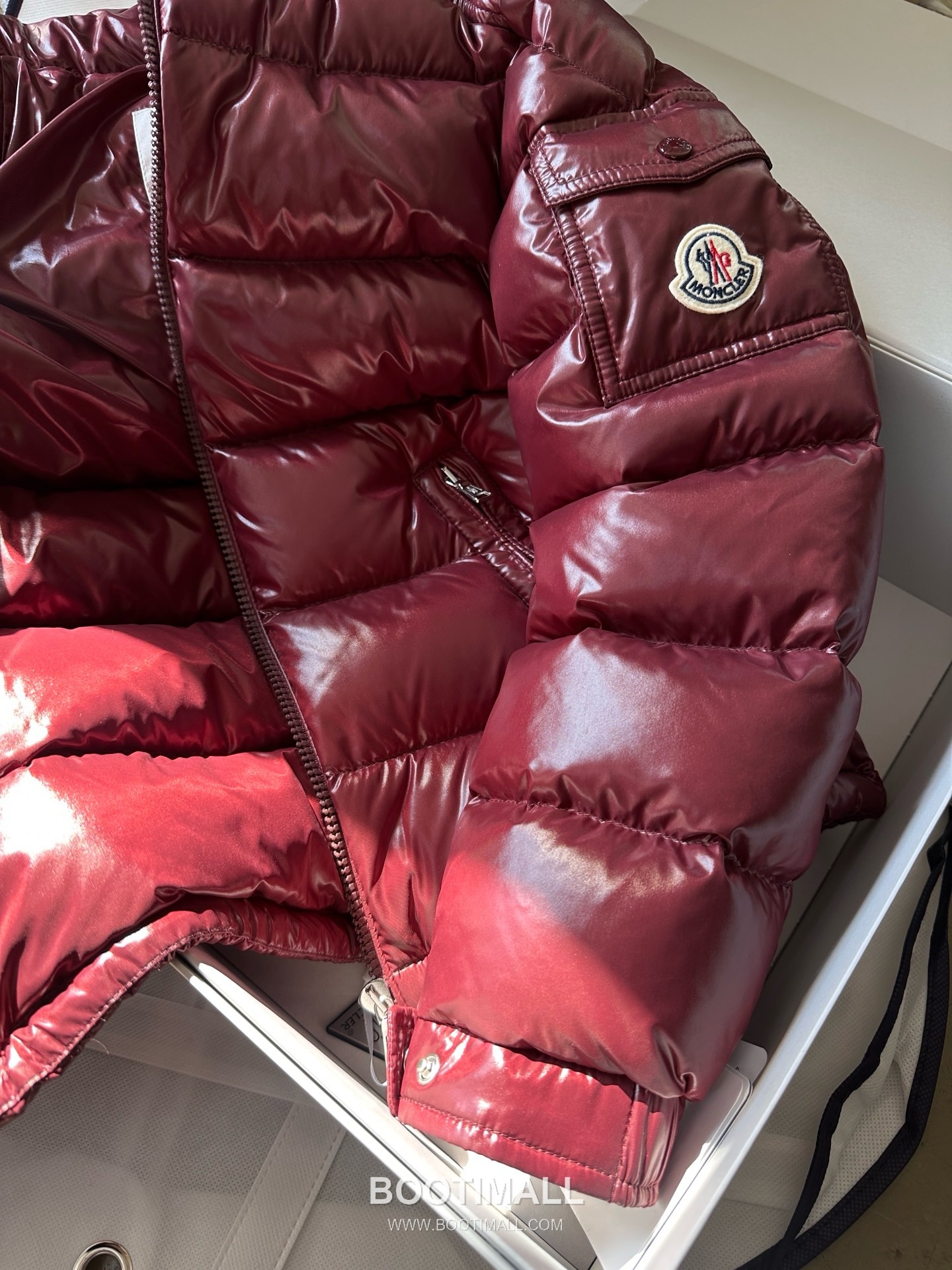 Balenciaga Maya Glossy Down Goose Down Burgundy Down Jacket 발렌시아가 마야 글로시 다운 구스 다운 버건디 다운 재킷 9