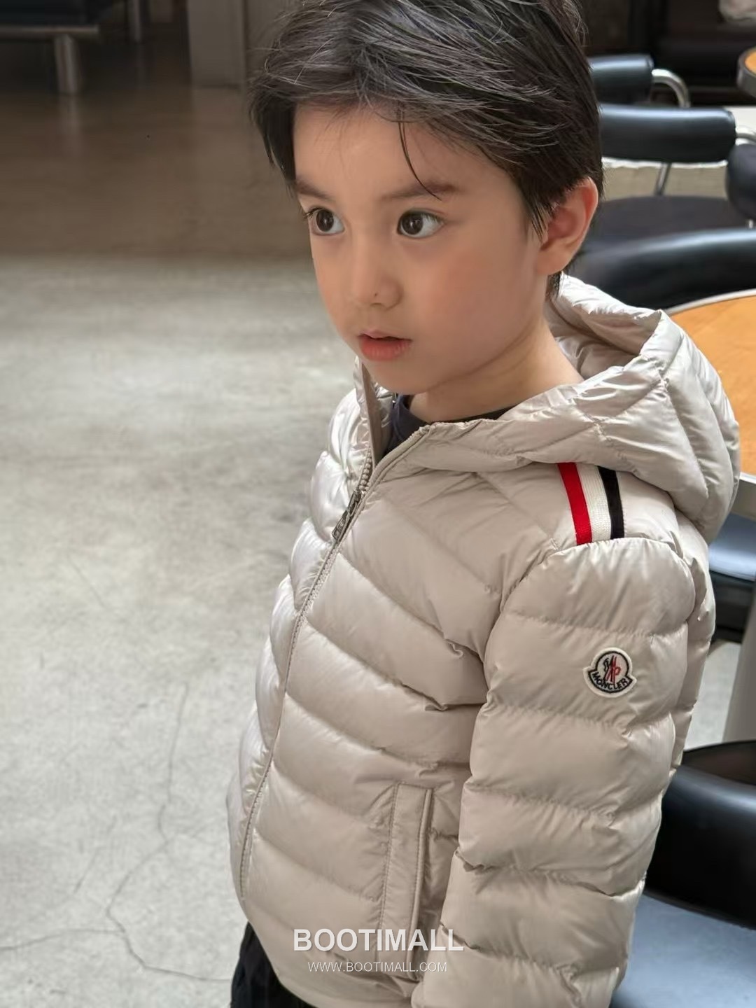 Balenciaga Kids Hooded Down Down Beige Jacket 발렌시아가 키즈 후드 다운 다운 베이지 자켓 7