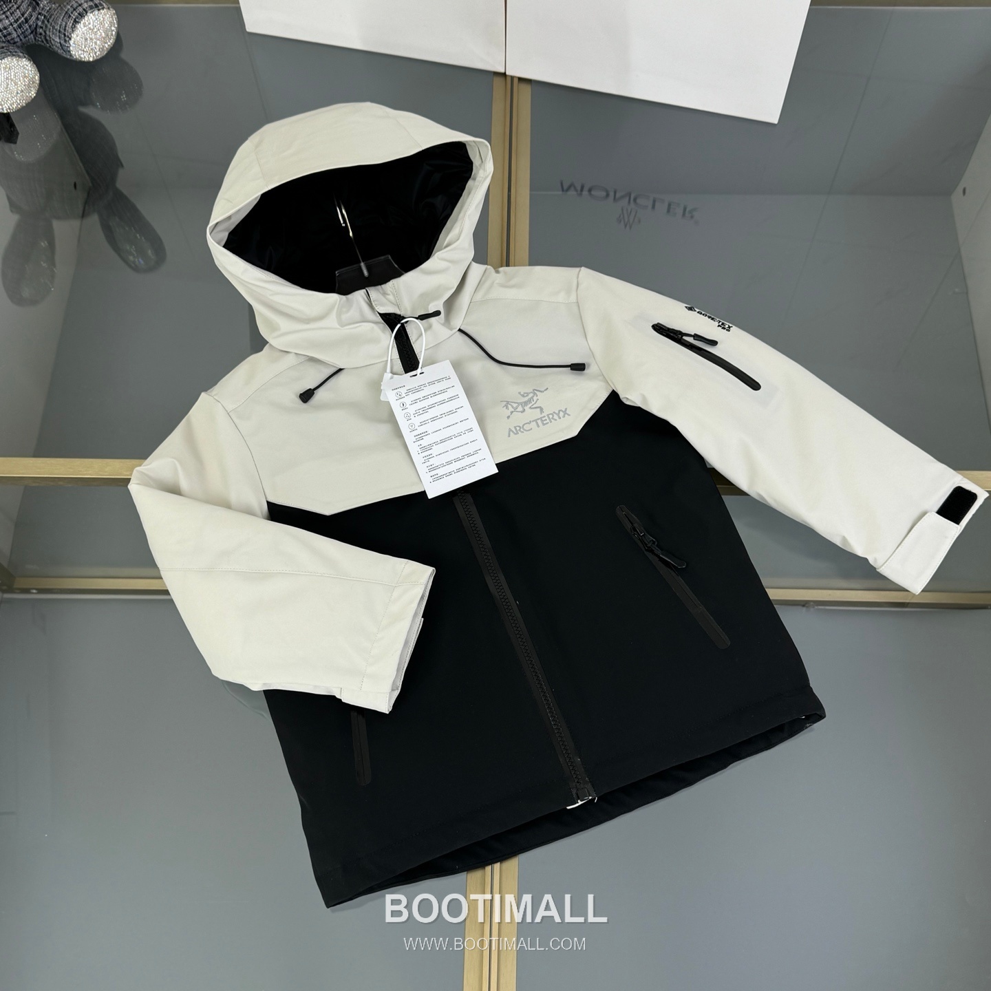 Arc'teryx Kids Hooded Down Polyester, White Duck Down Black Down Jacket 아크테릭스 키즈 후드 다운 폴리에스터, 화이트 덕다운 블랙 다운 재킷 12