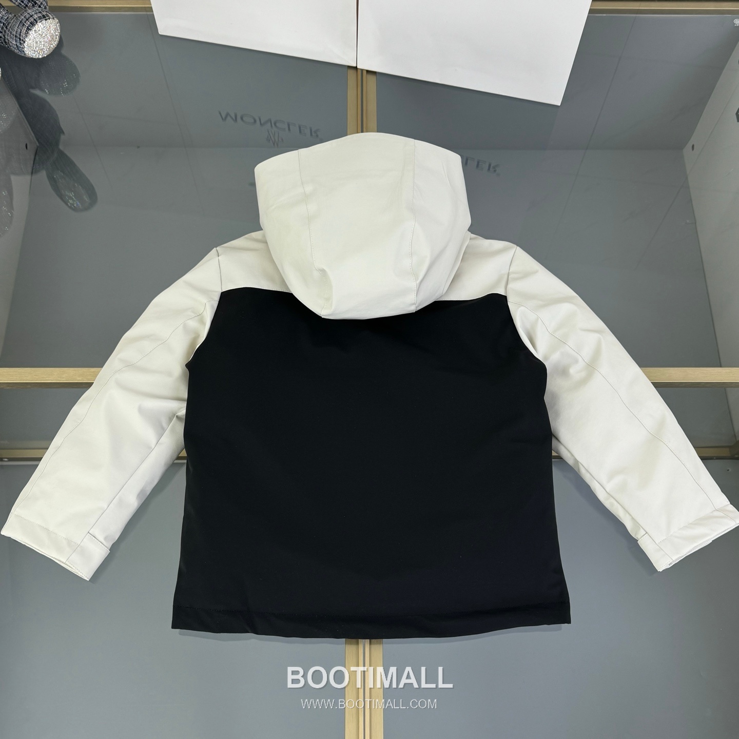 Arc'teryx Kids Hooded Down Polyester, White Duck Down Black Down Jacket 아크테릭스 키즈 후드 다운 폴리에스터, 화이트 덕다운 블랙 다운 재킷 18