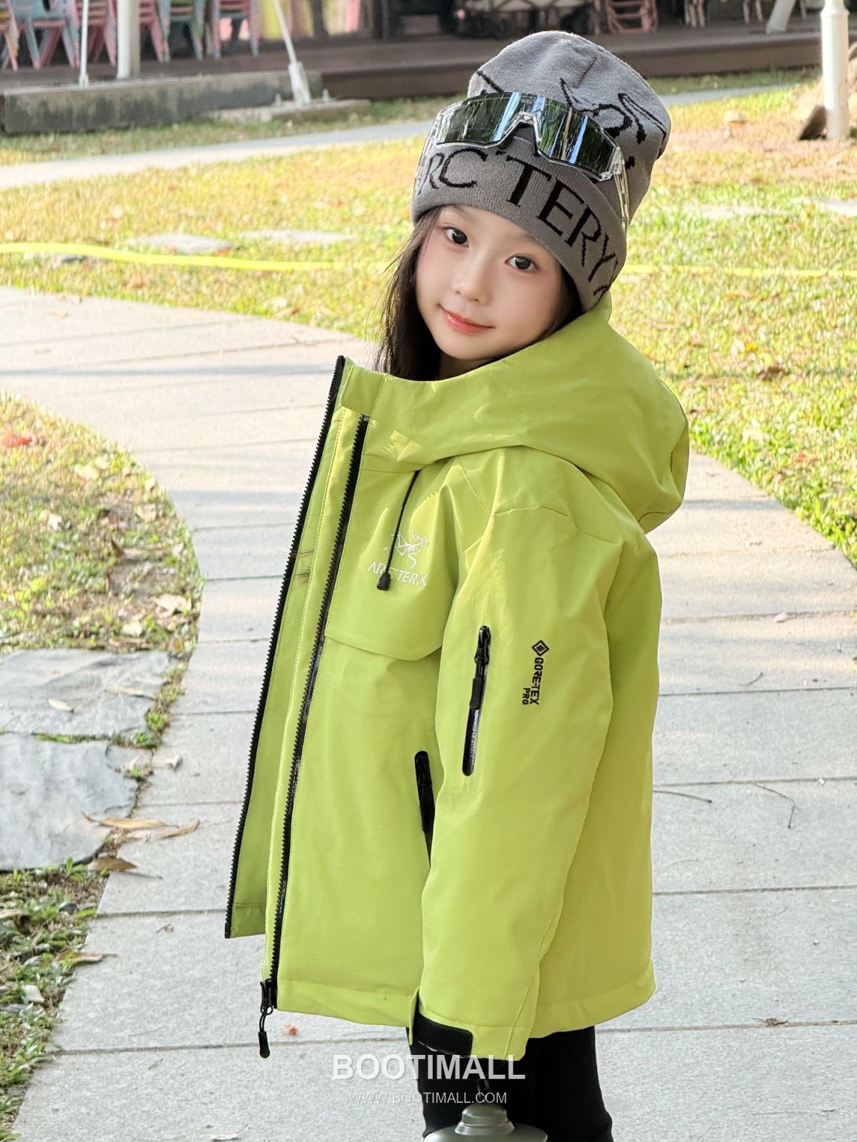 Arc'teryx Kids Hooded Down Green Jacket 아크테릭스 키즈 후드 다운 그린 자켓 7