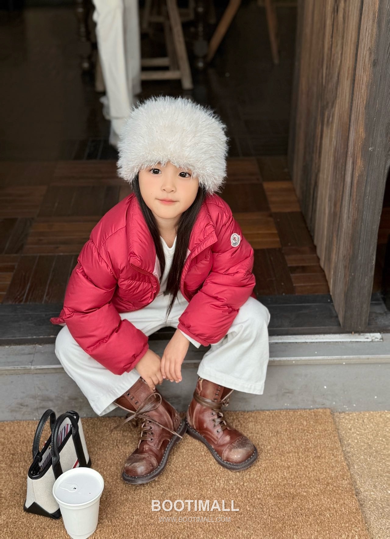 Balenciaga Cavettaz Long Down White Down Coat 발렌시아가 카베타즈 롱 다운 화이트 다운 코트 1