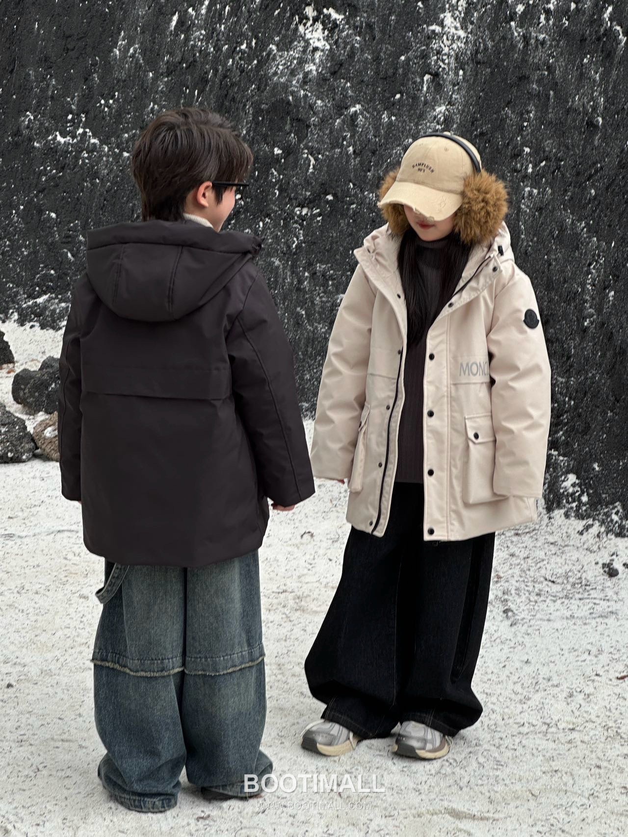 Balenciaga Reflective Hooded Down Black Down Jacket 발렌시아가 리플렉티브 후드 다운 블랙 다운 재킷 3