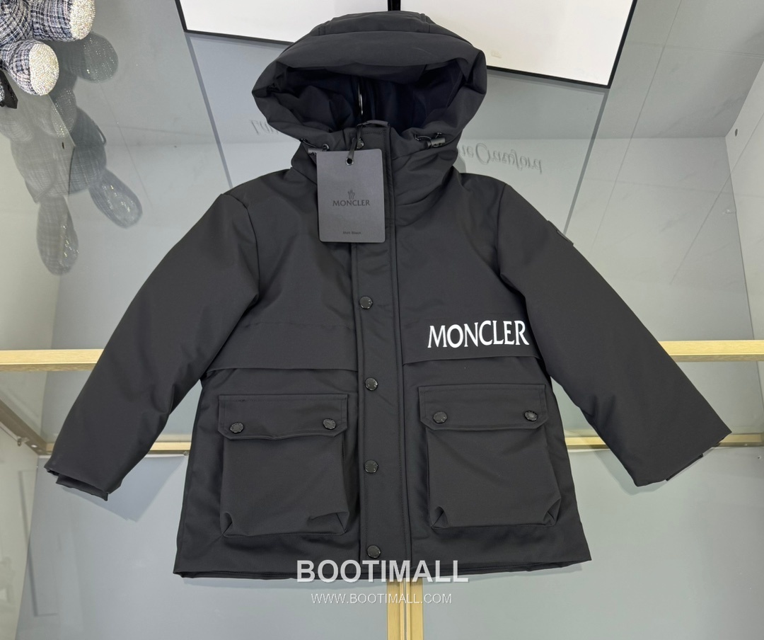 Balenciaga Reflective Hooded Down Black Down Jacket 발렌시아가 리플렉티브 후드 다운 블랙 다운 재킷 10