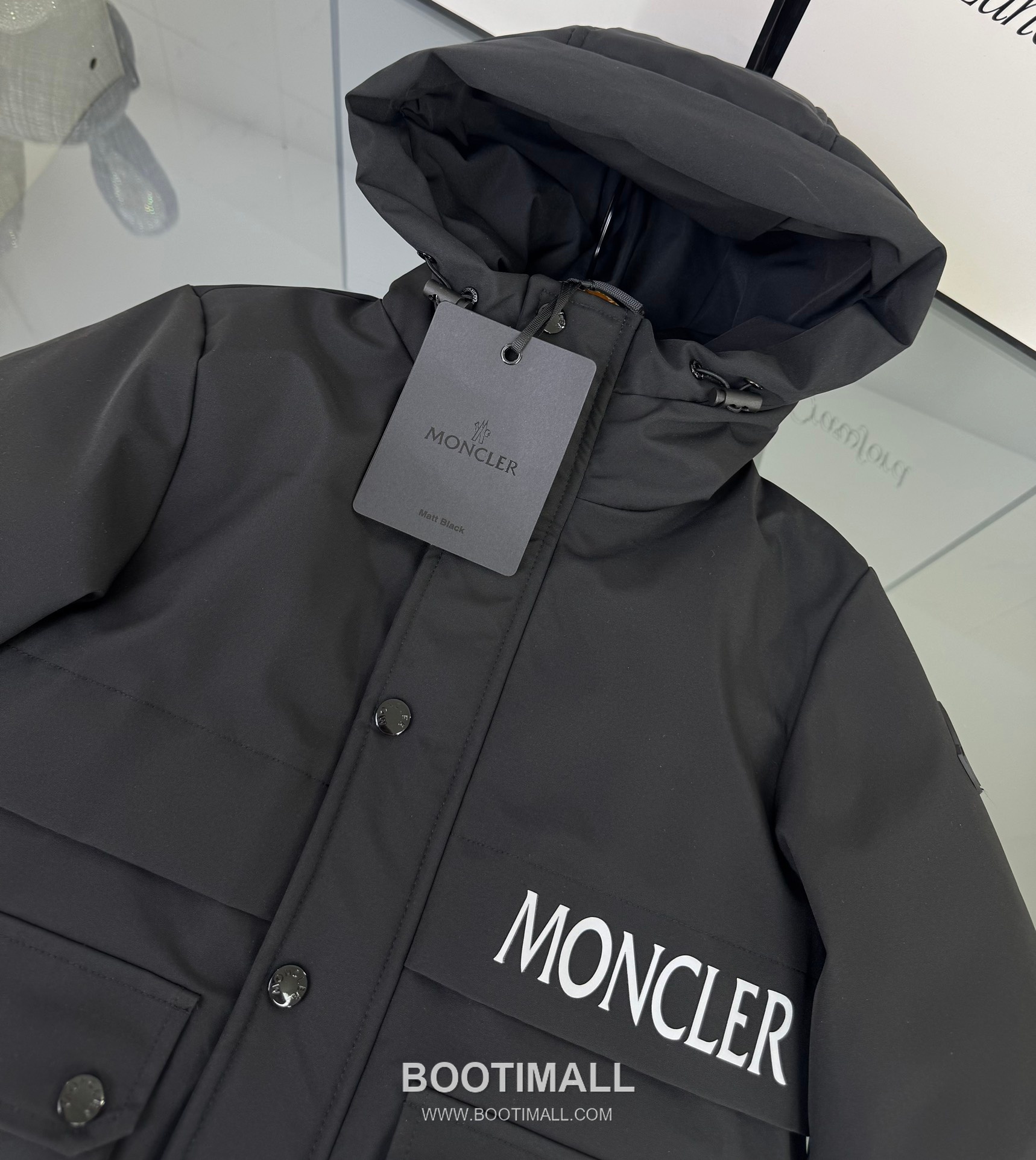 Balenciaga Reflective Hooded Down Black Down Jacket 발렌시아가 리플렉티브 후드 다운 블랙 다운 재킷 12