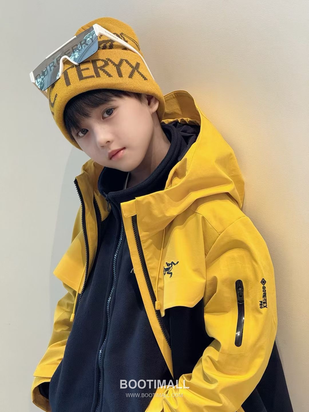 Arc'teryx Tri-Layer Kids Shell Yellow Jacket 아크테릭스 트라이 레이어 키즈 쉘 옐로우 자켓 3