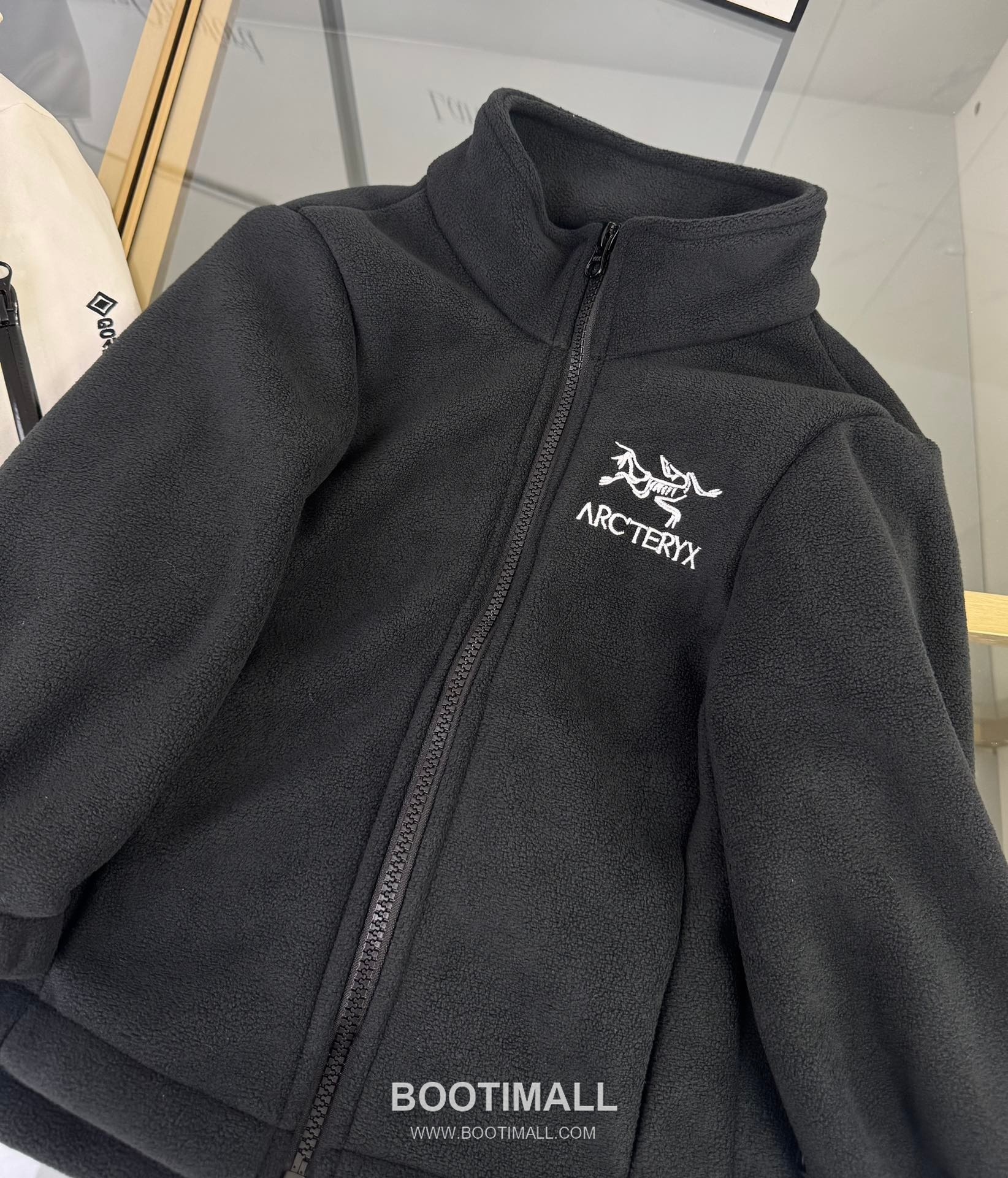 Arc'teryx Tri-Layer Kids Shell Black Jacket 아크테릭스 트라이 레이어 키즈 쉘 블랙 자켓 3