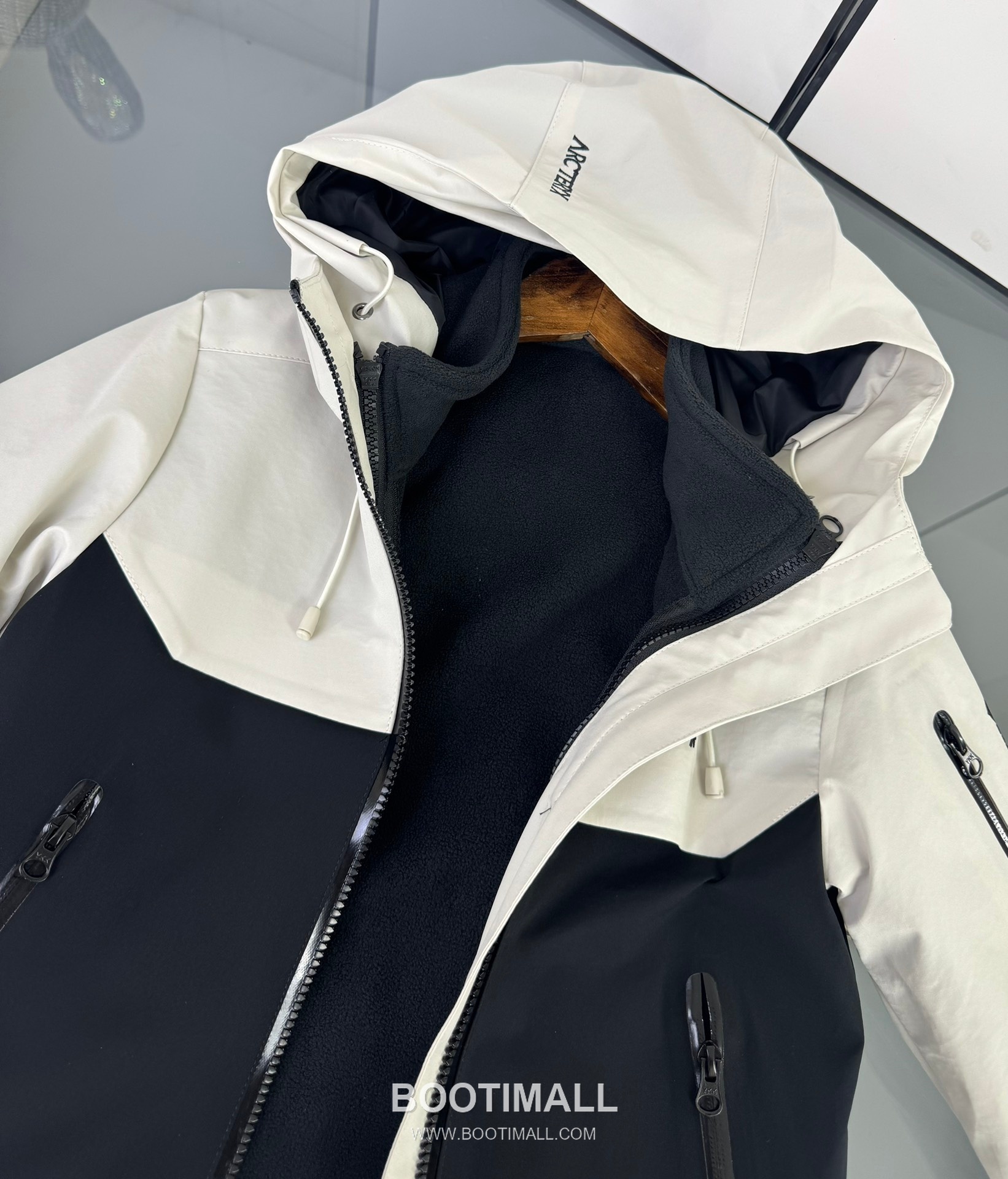 Arc'teryx Tri-Layer Kids Shell Black Jacket 아크테릭스 트라이 레이어 키즈 쉘 블랙 자켓 6